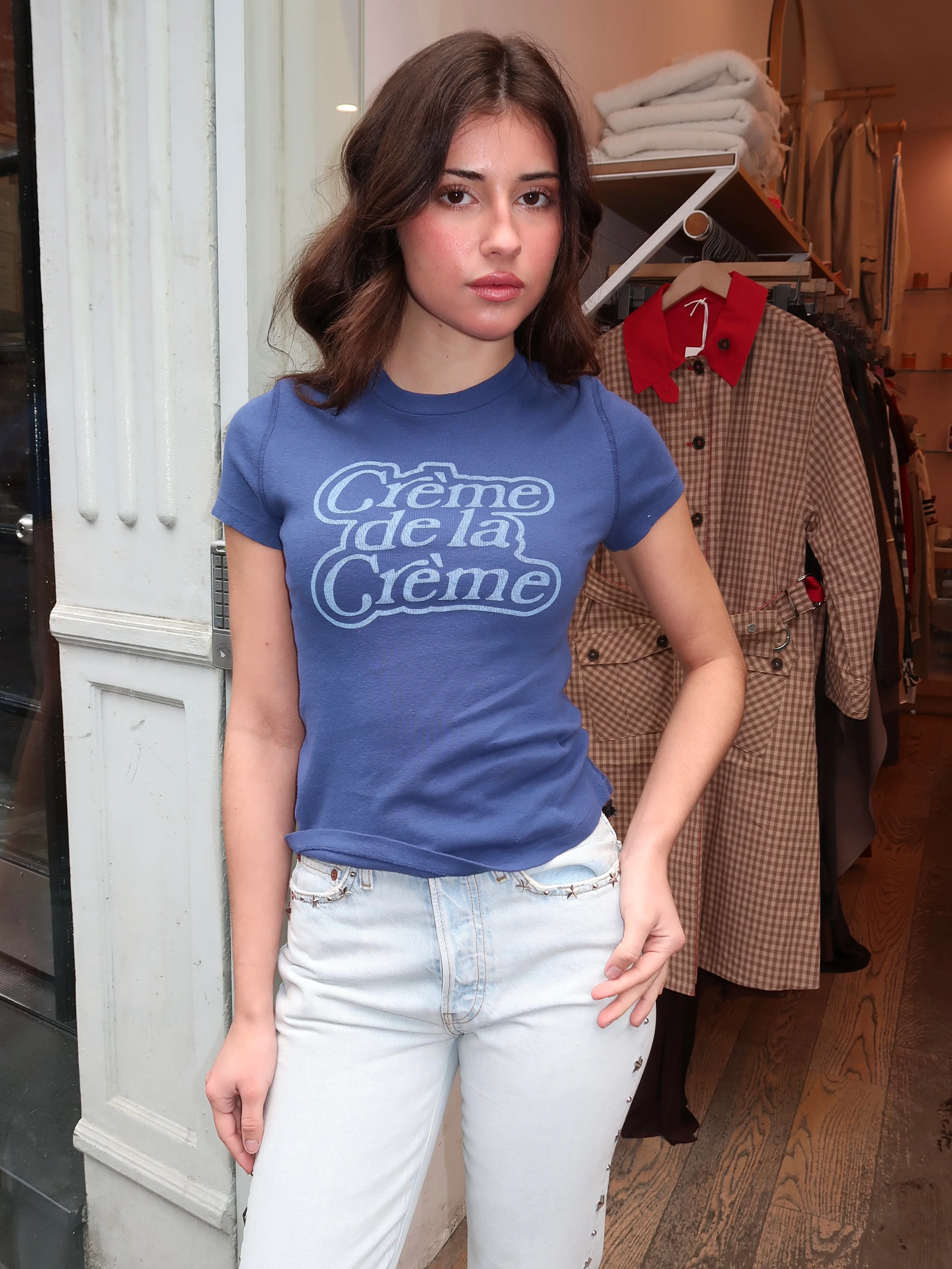 90s Baby Tee Creme De La Creme in Postman Blue
