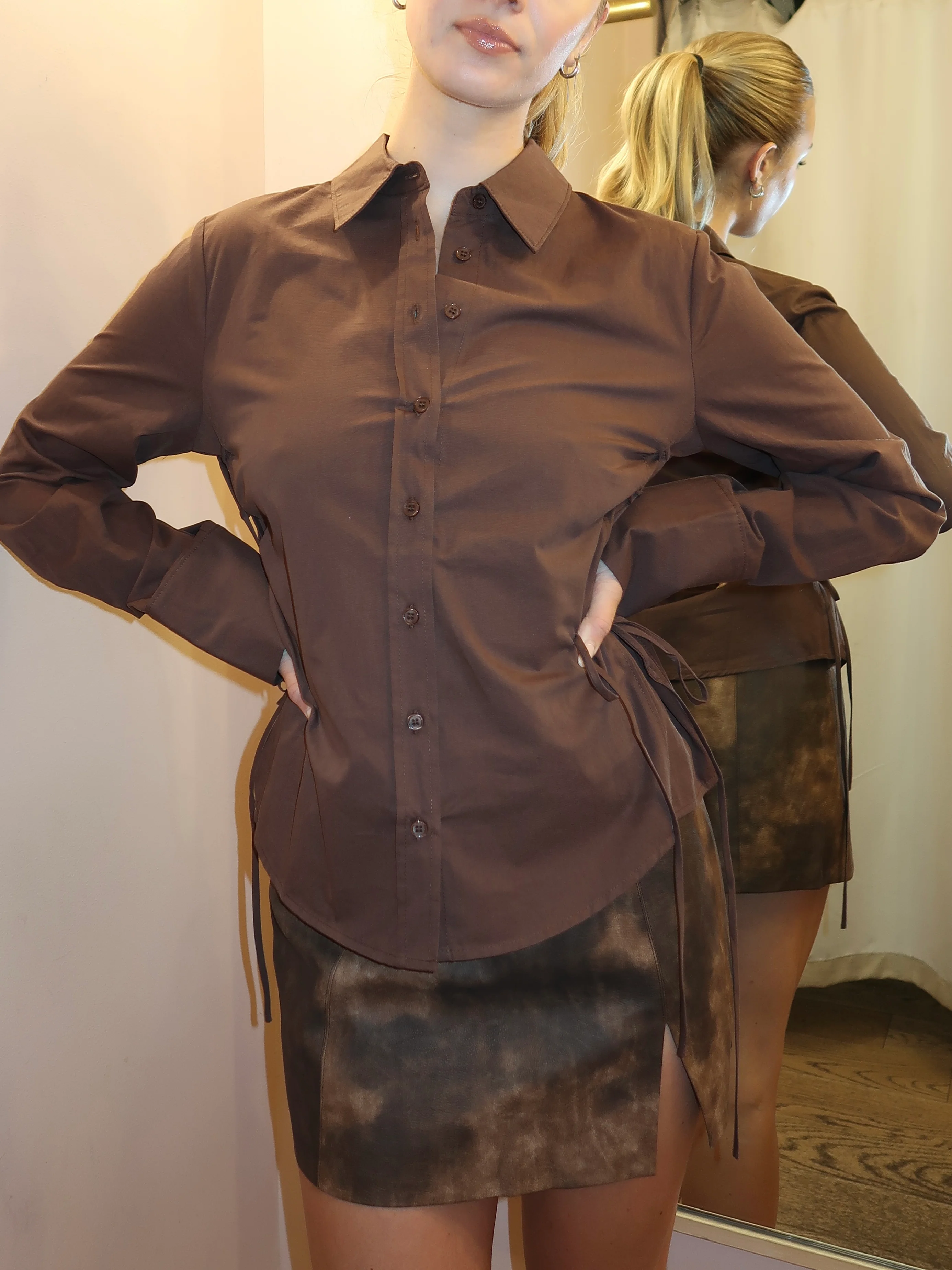 Alara Shirt in Brown - Image 4