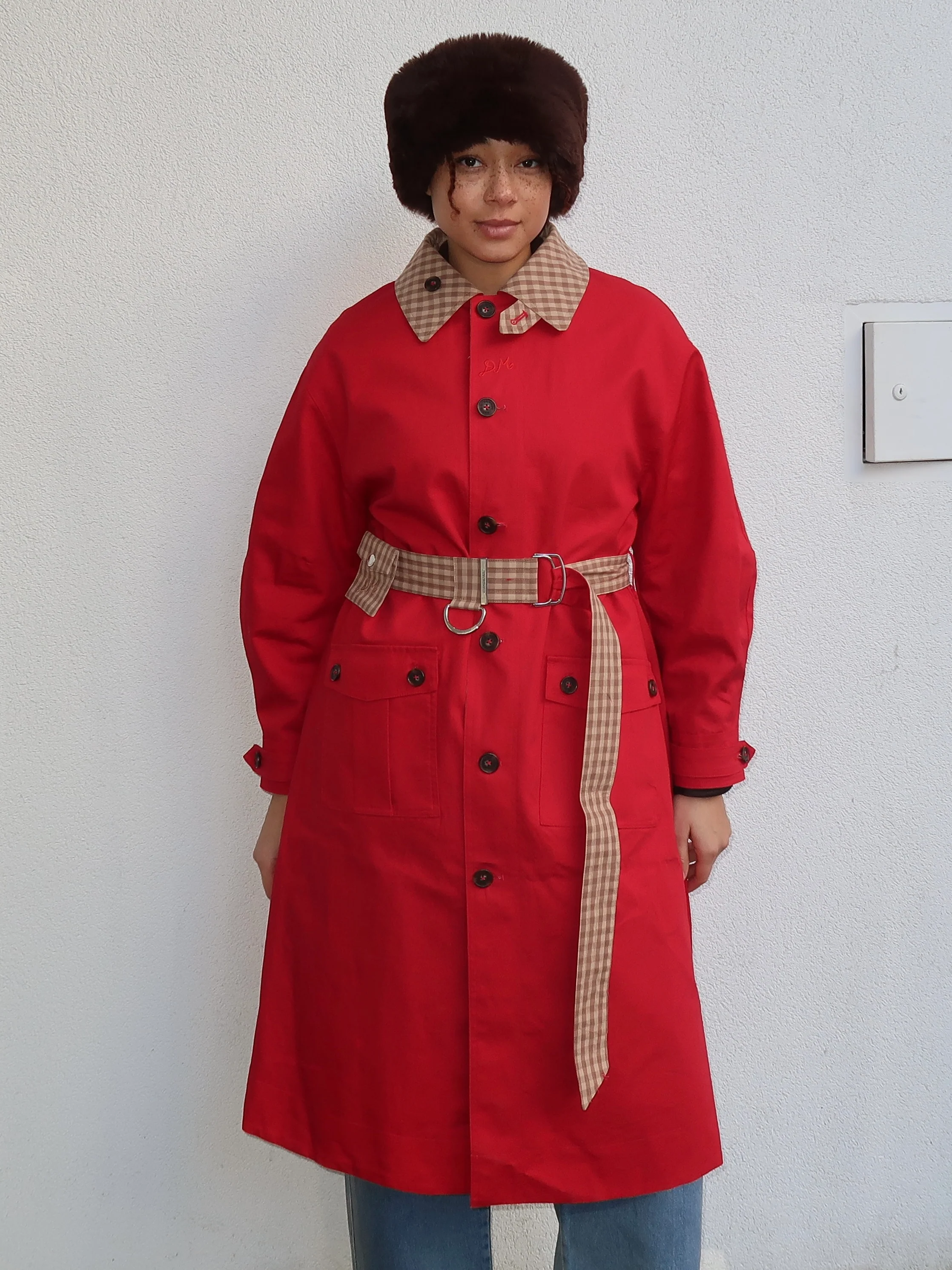 Anja Reversible Honey Trench in Tan/Red - Image 2