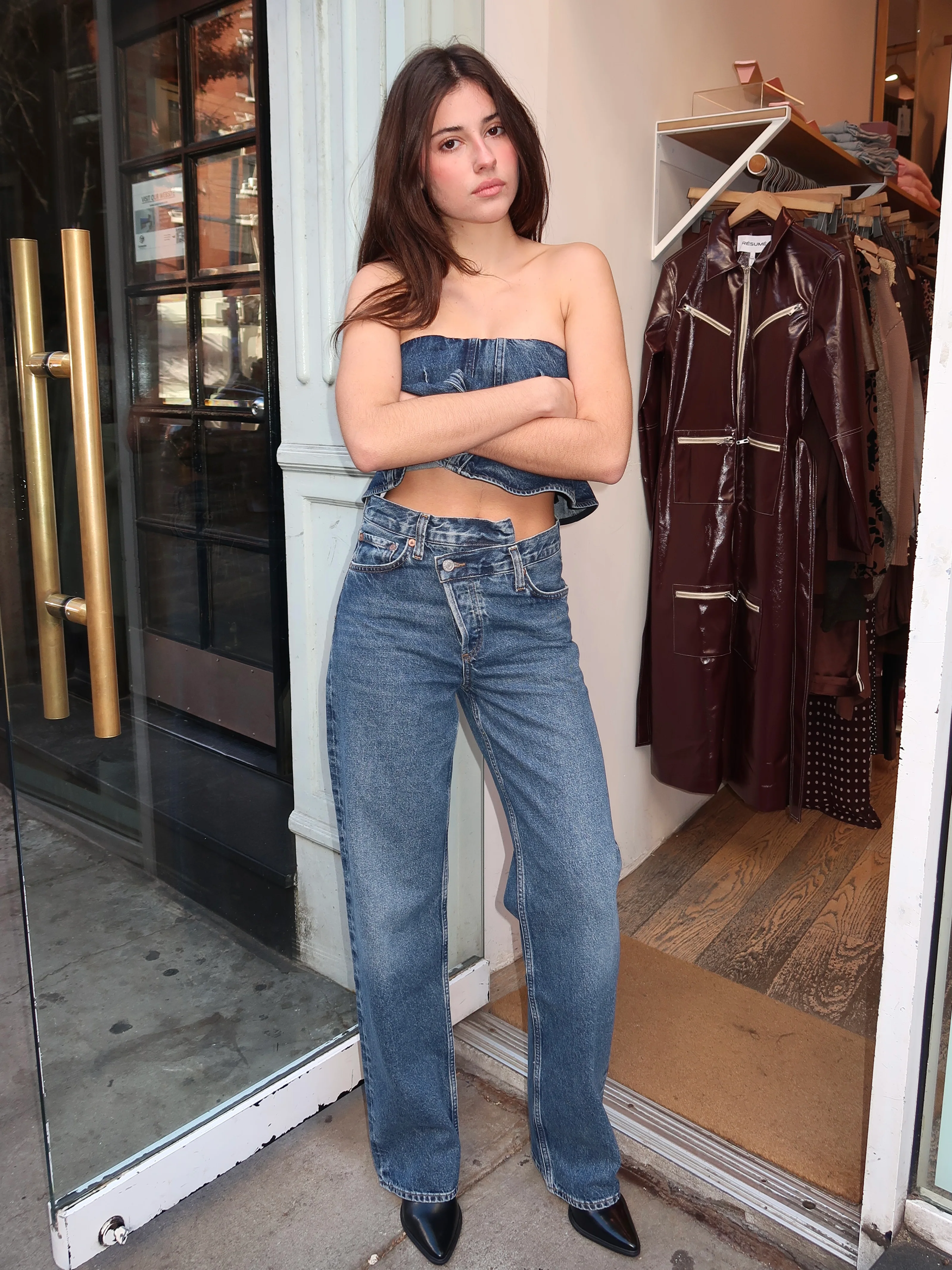 Arc Criss Cross Jean in Form - Image 2