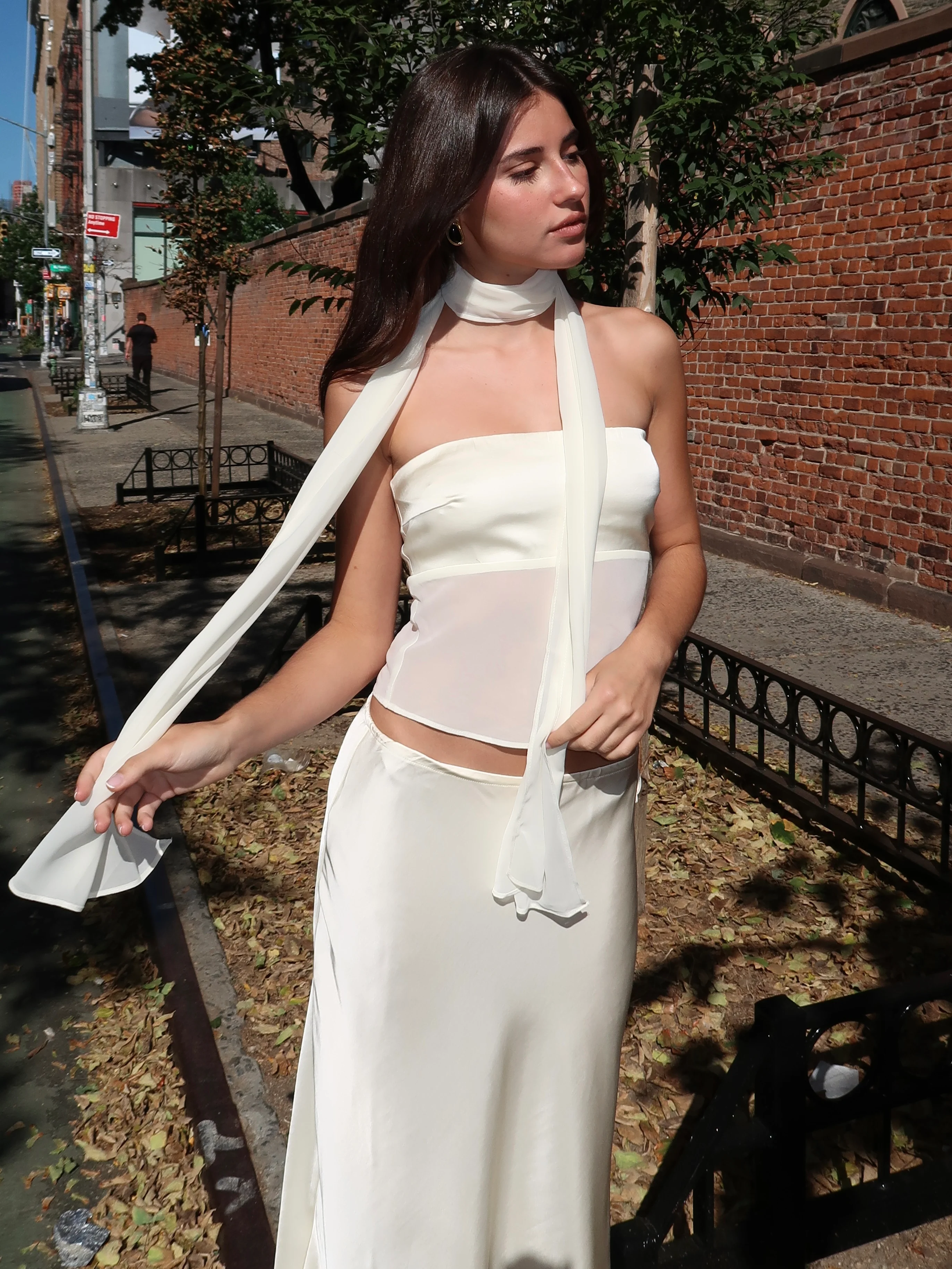Beso Tube Top in Cream