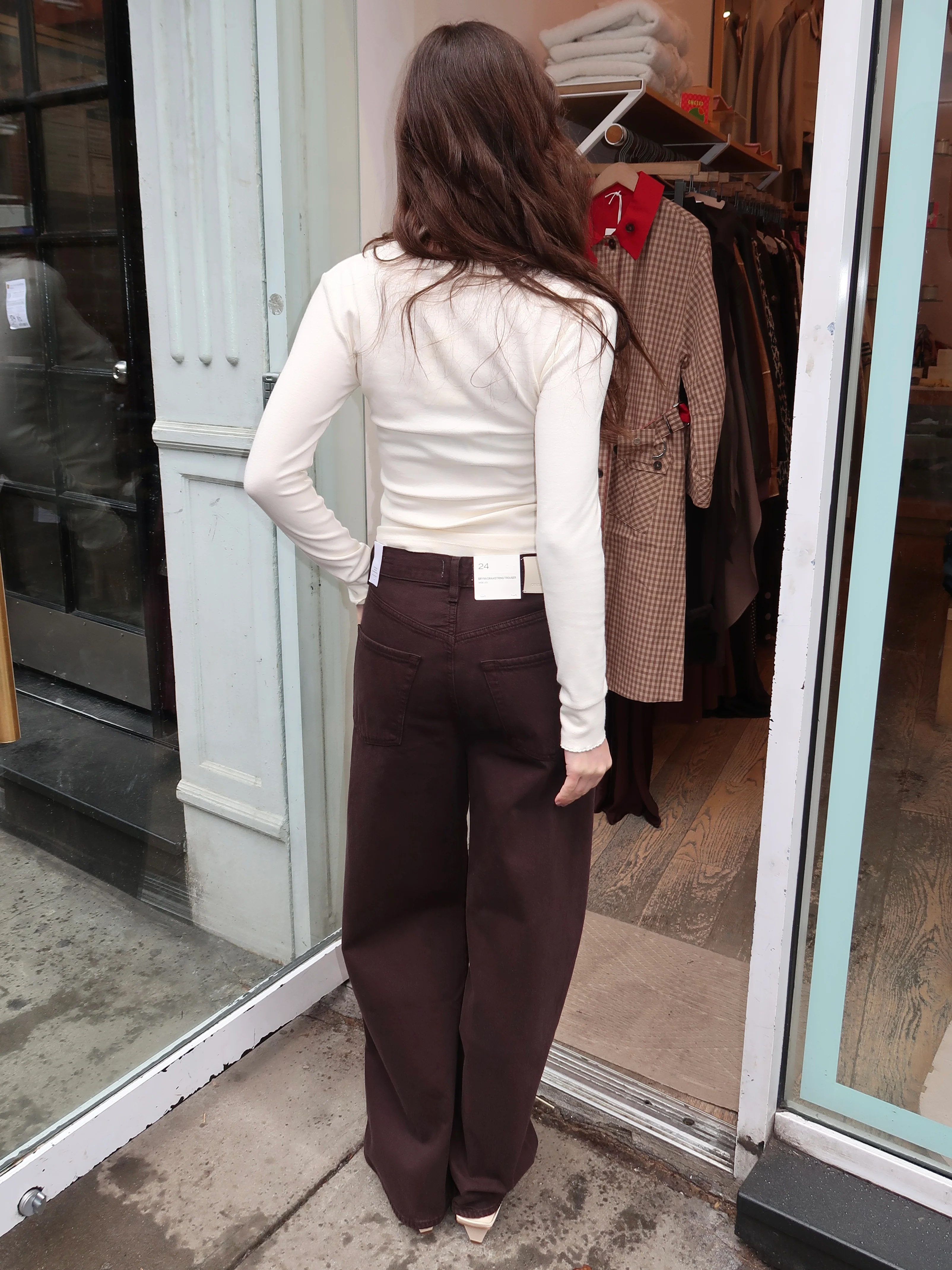 Brynn Drawstring Trouser in Carob - Image 3
