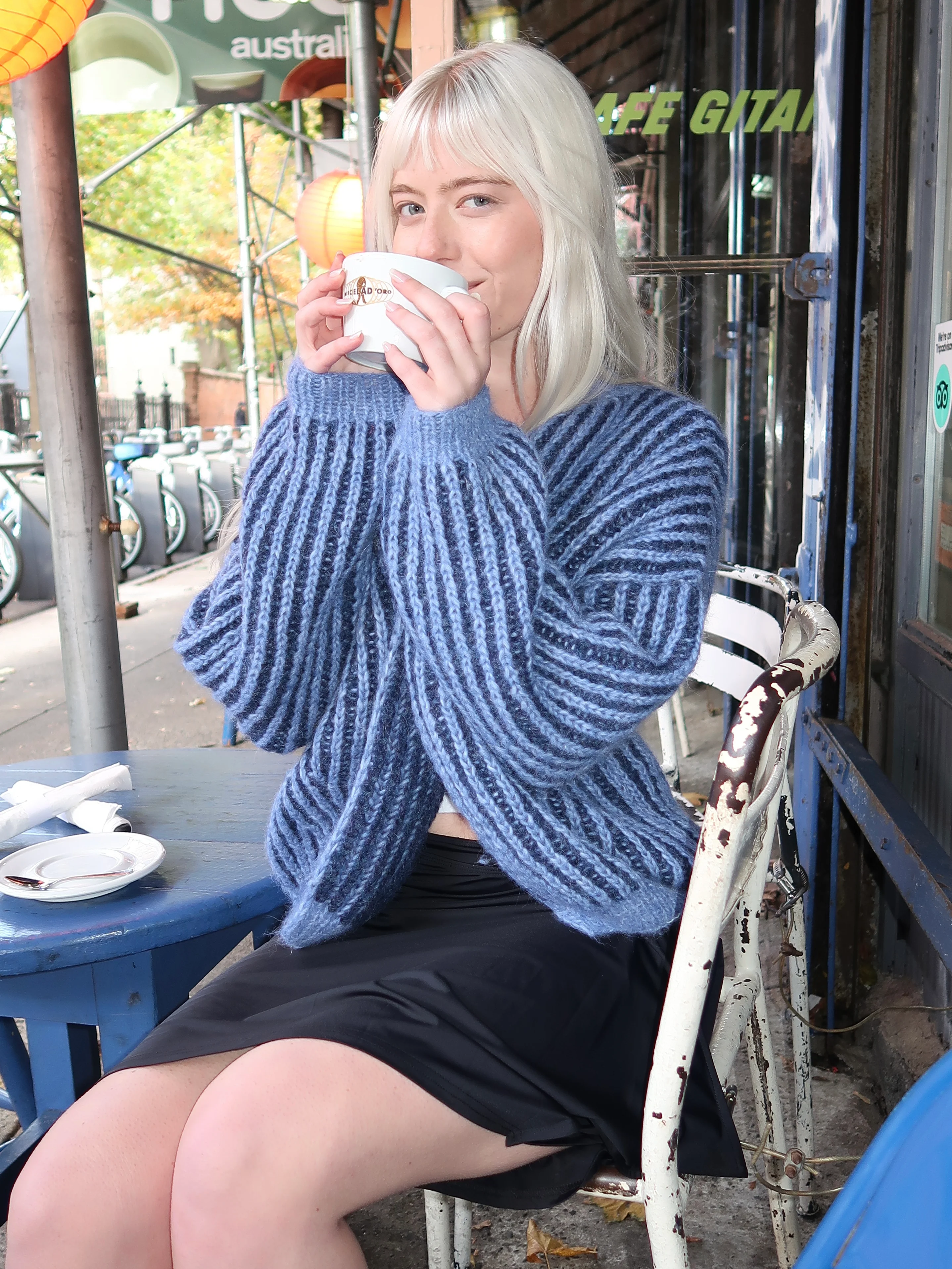 Chunky Alpaca Two Tone Brioche Cardigan in Blue - Image 4