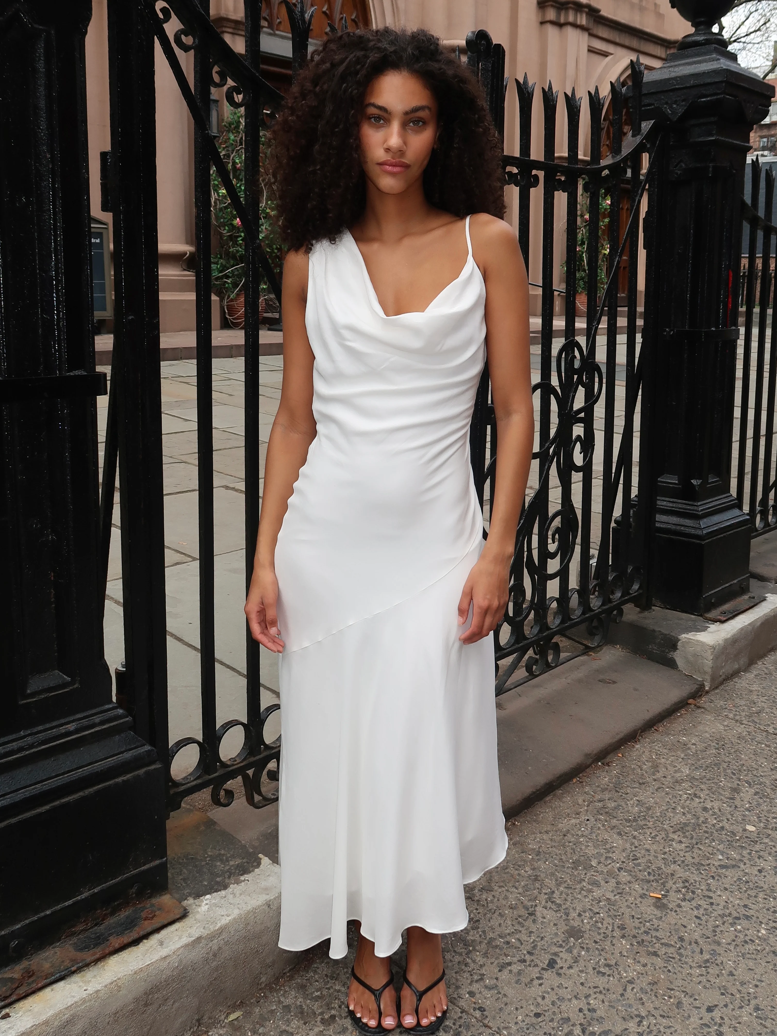 Cielo Dress in White