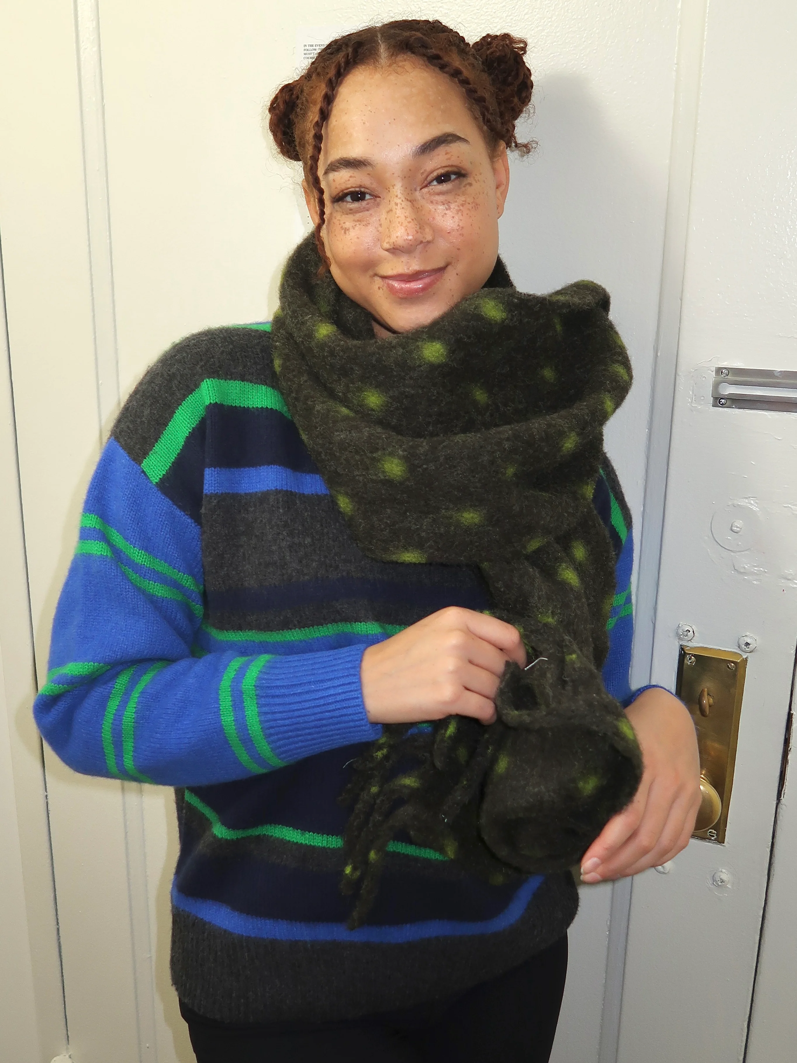 DM Fluffy Scarf in Charcoal/Lime Spot - Image 3