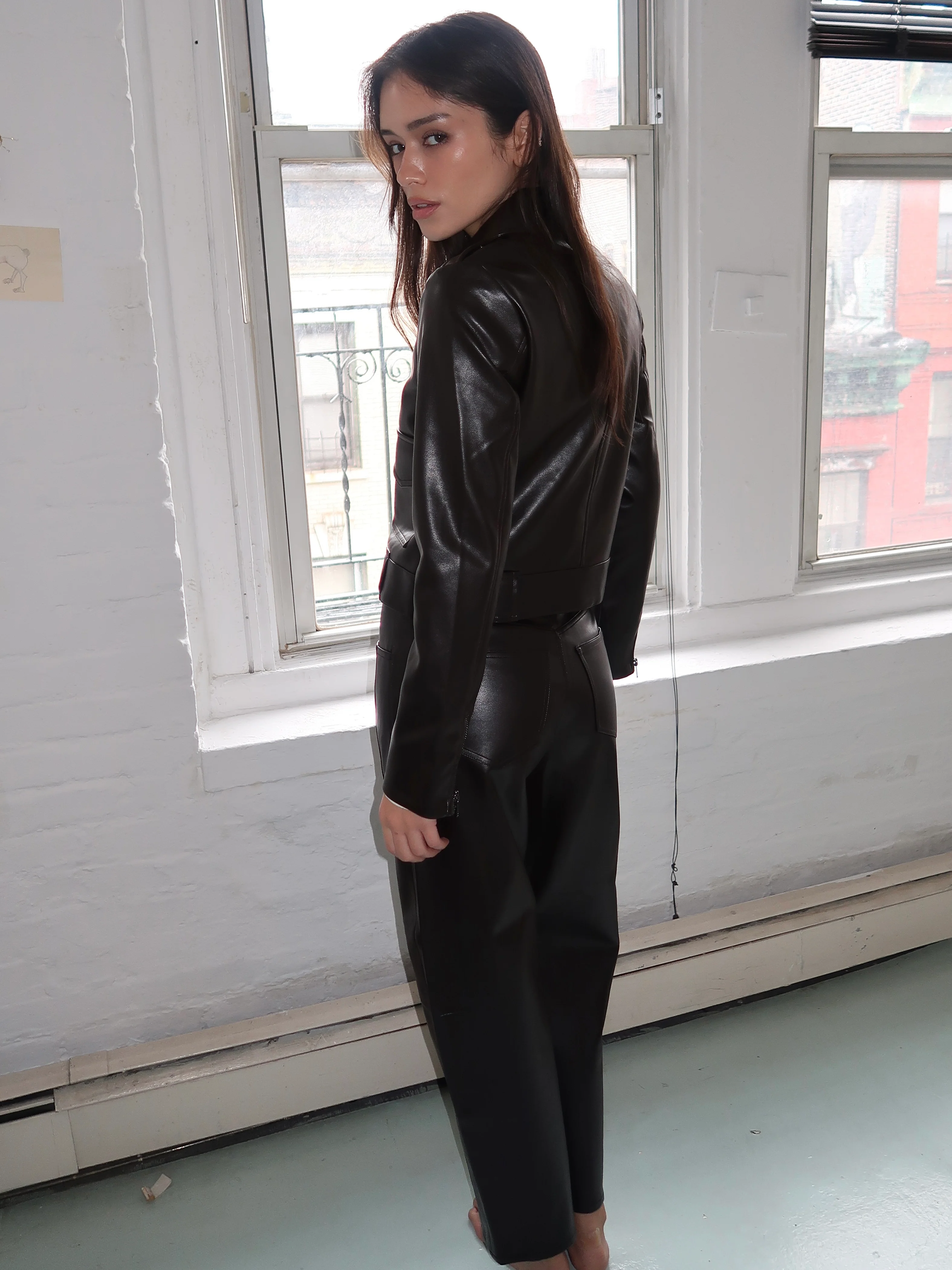 Eli High Rise Arched Leg in French Roast - Image 3