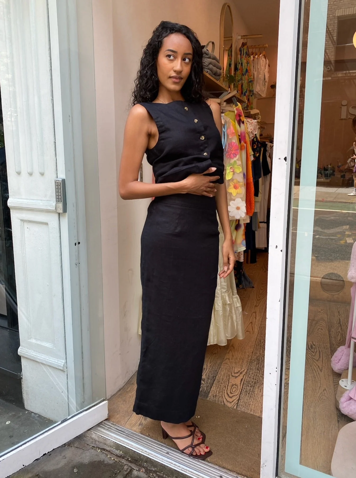 Emma Pencil Skirt in Black - Image 4