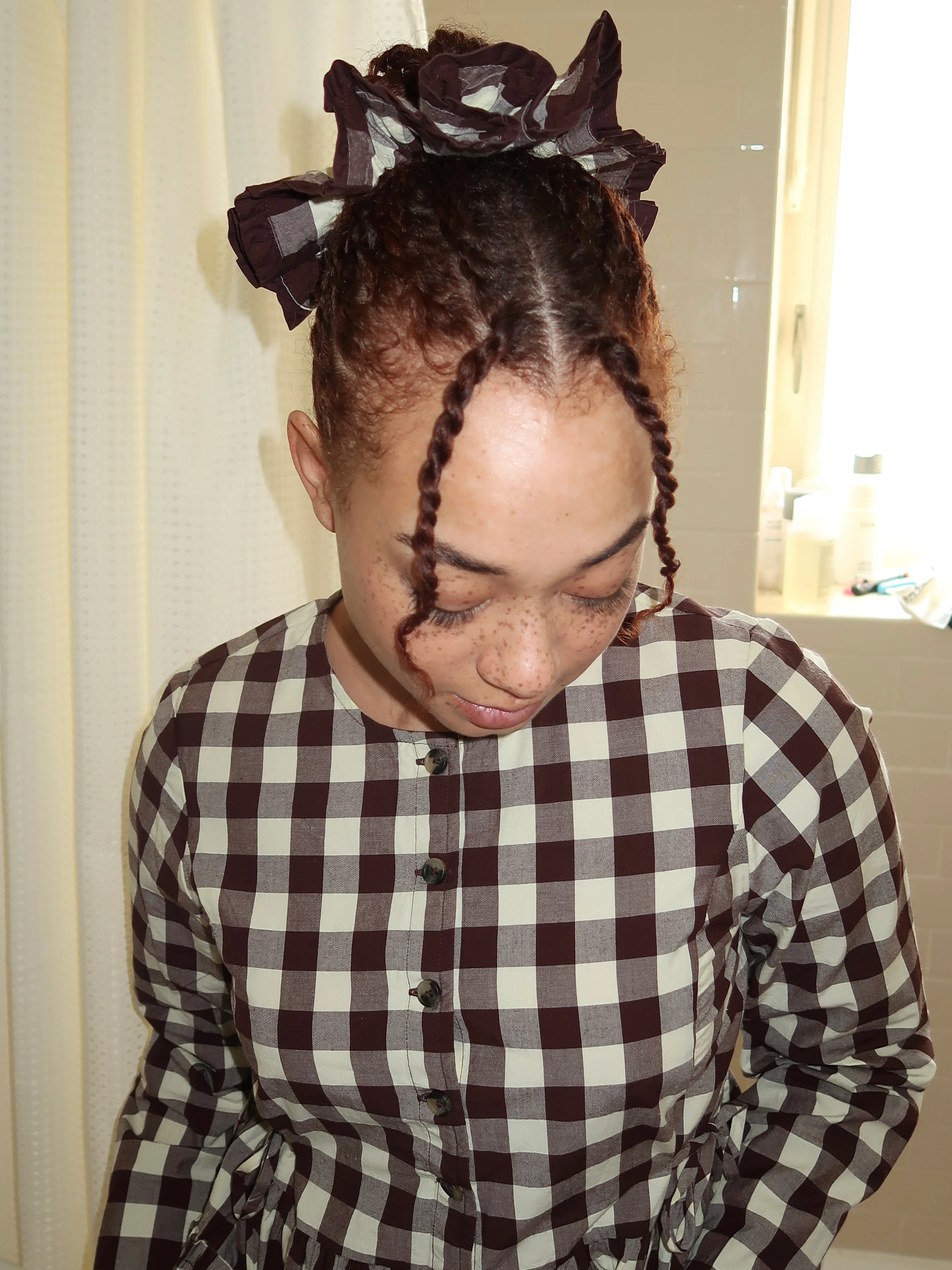 Frill Edge Scrunchie in Butter Gingham - Image 4