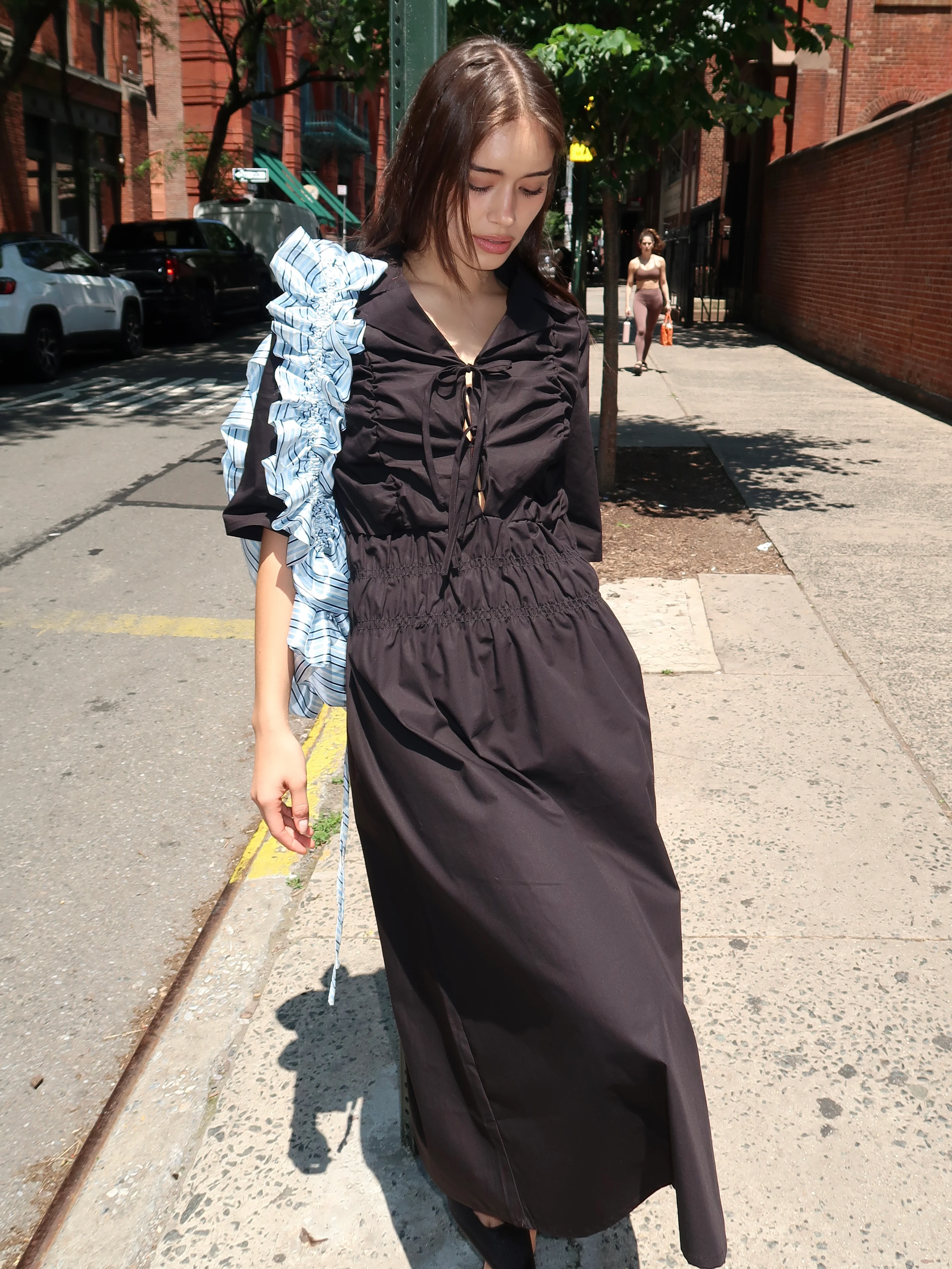 Gabrielle Dress in Black - Image 4