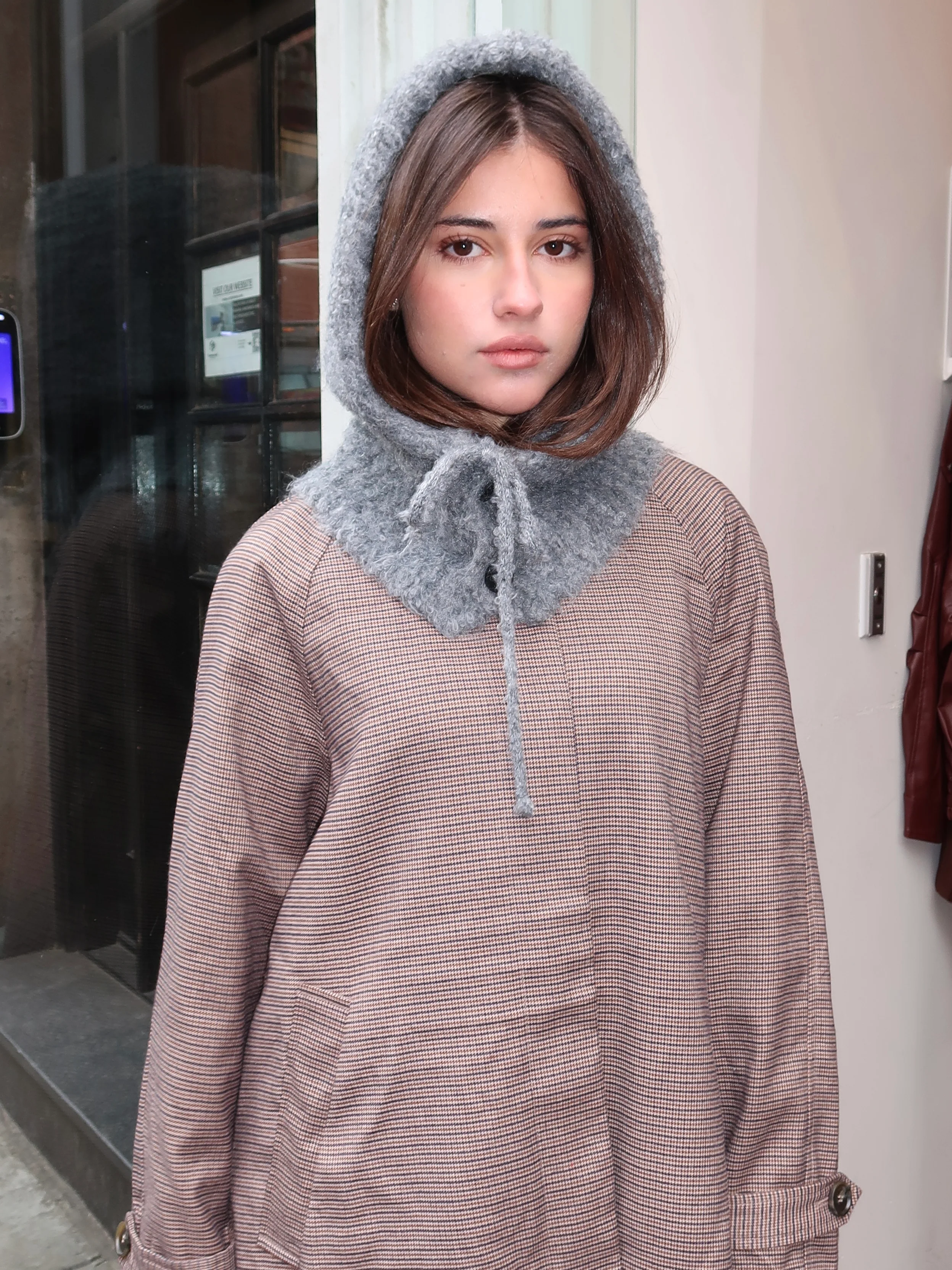Isalis Balaclava Hood in Grey
