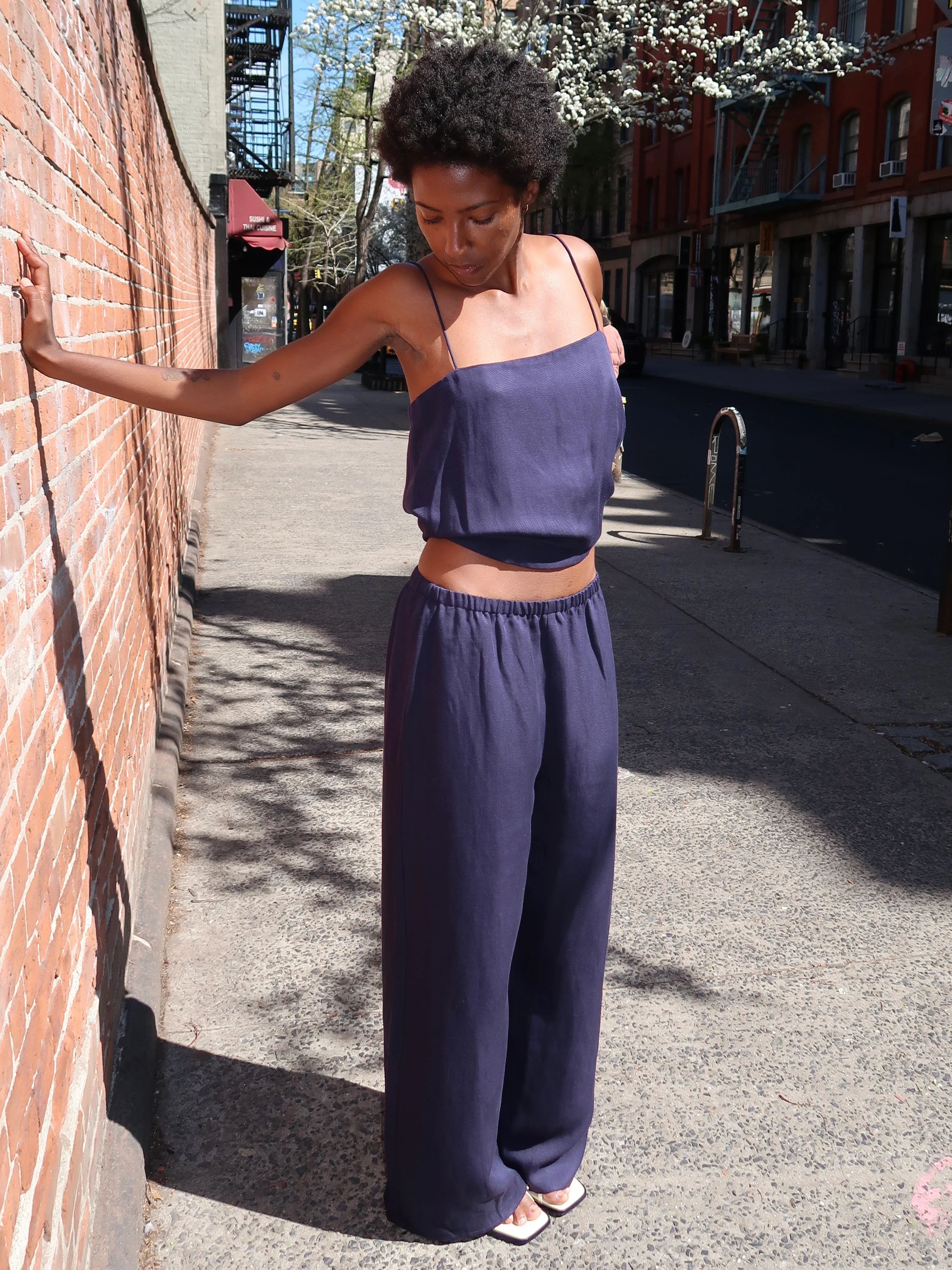 Jensen Pant in Vintage Navy - Image 4