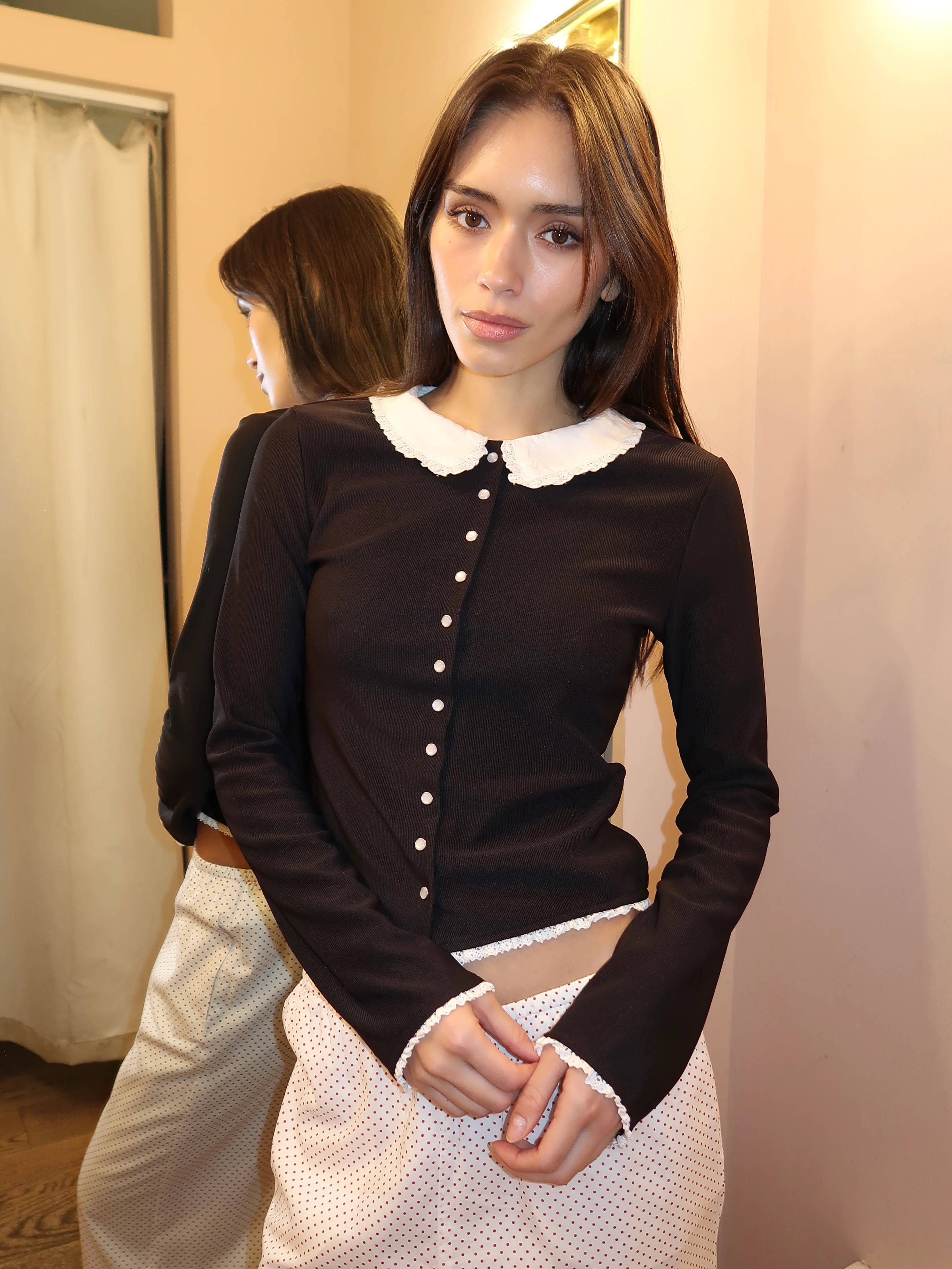 Kaia Collard Long Sleeve in Black - Image 2