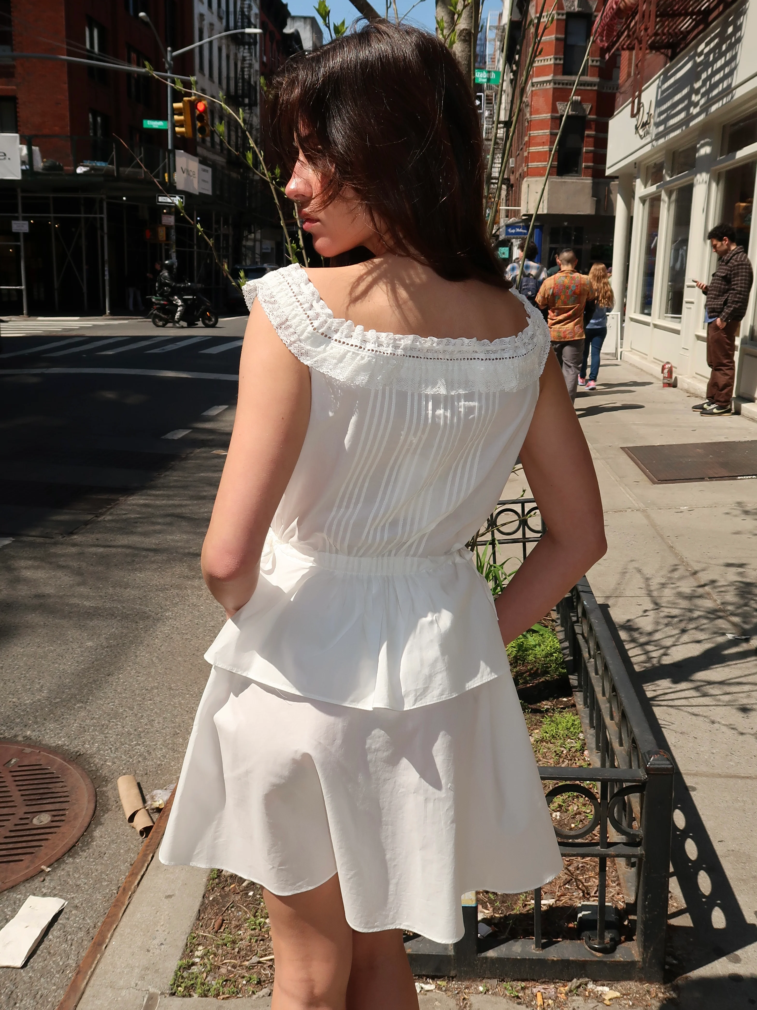 Kirsten Corsage Dress in White - Image 3