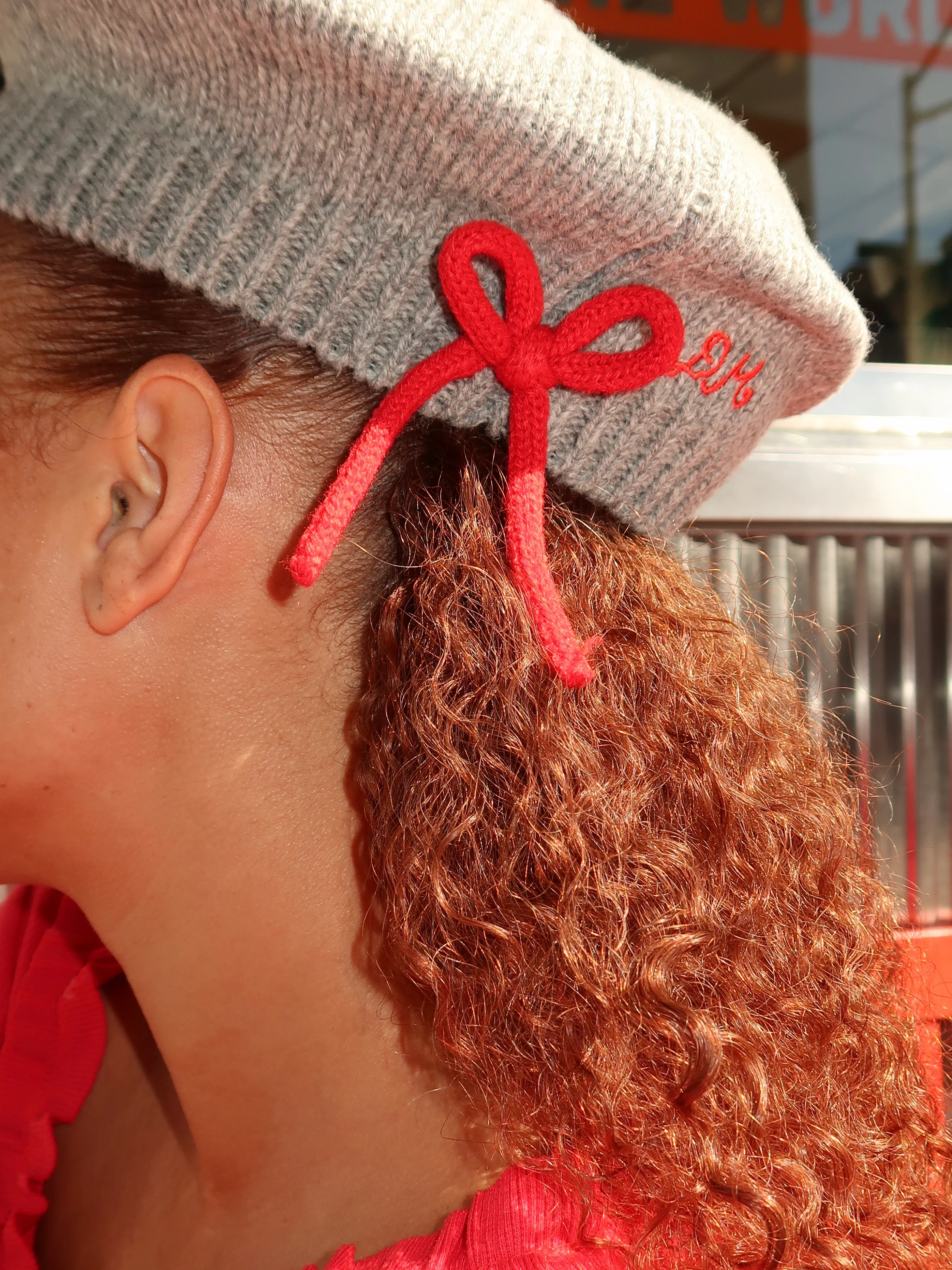 Knitted Beret With Bow in Multi - Image 3