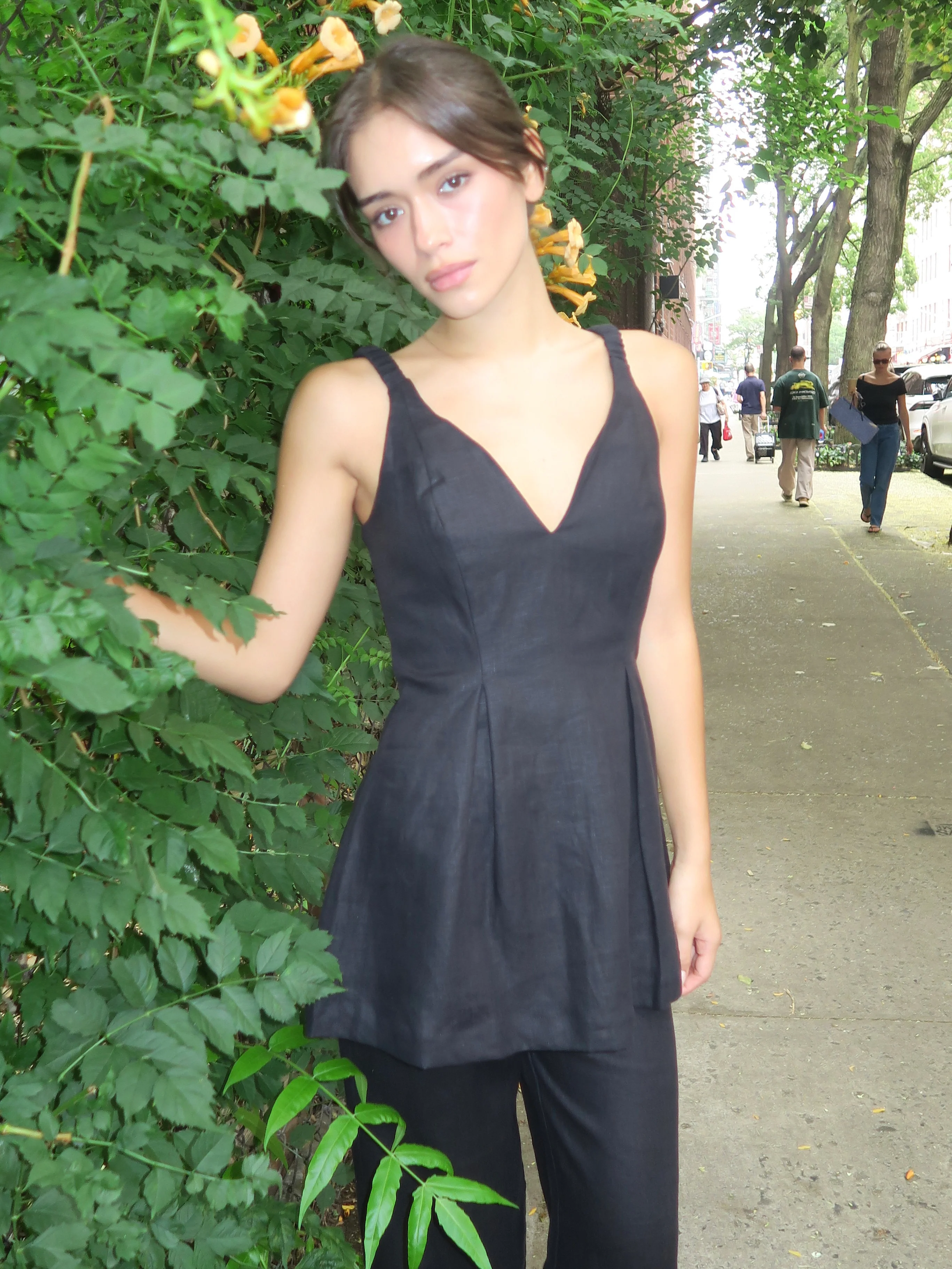 Lola Top in Black - Image 4