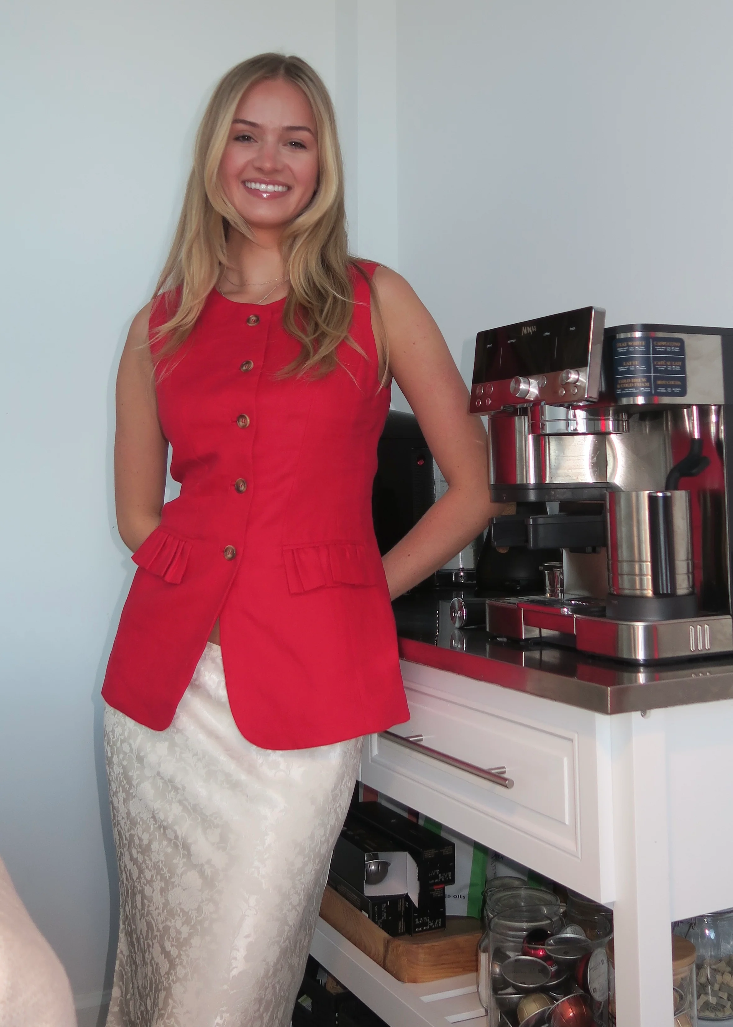Matilda Gilet in Red - Image 4