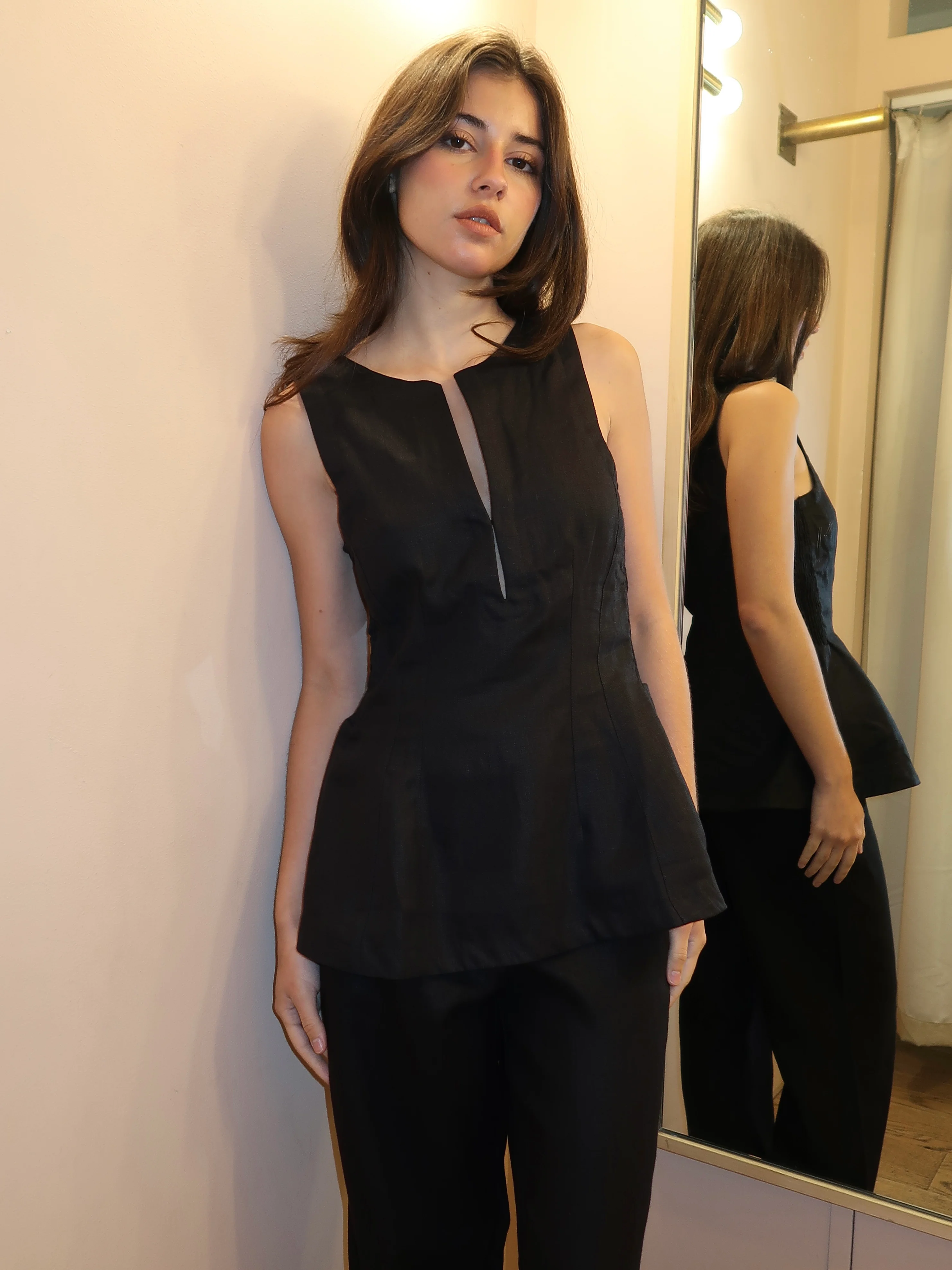 Melia Top in Black - Image 2