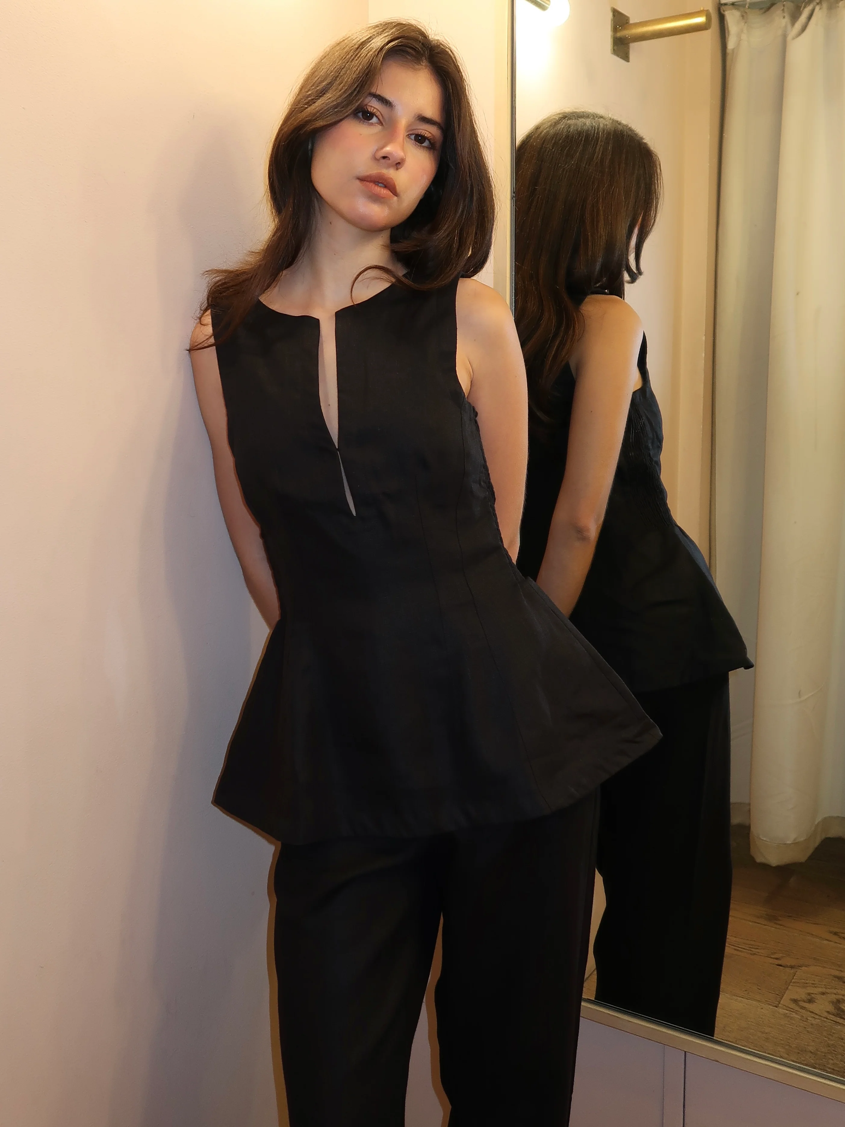 Melia Top in Black - Image 4