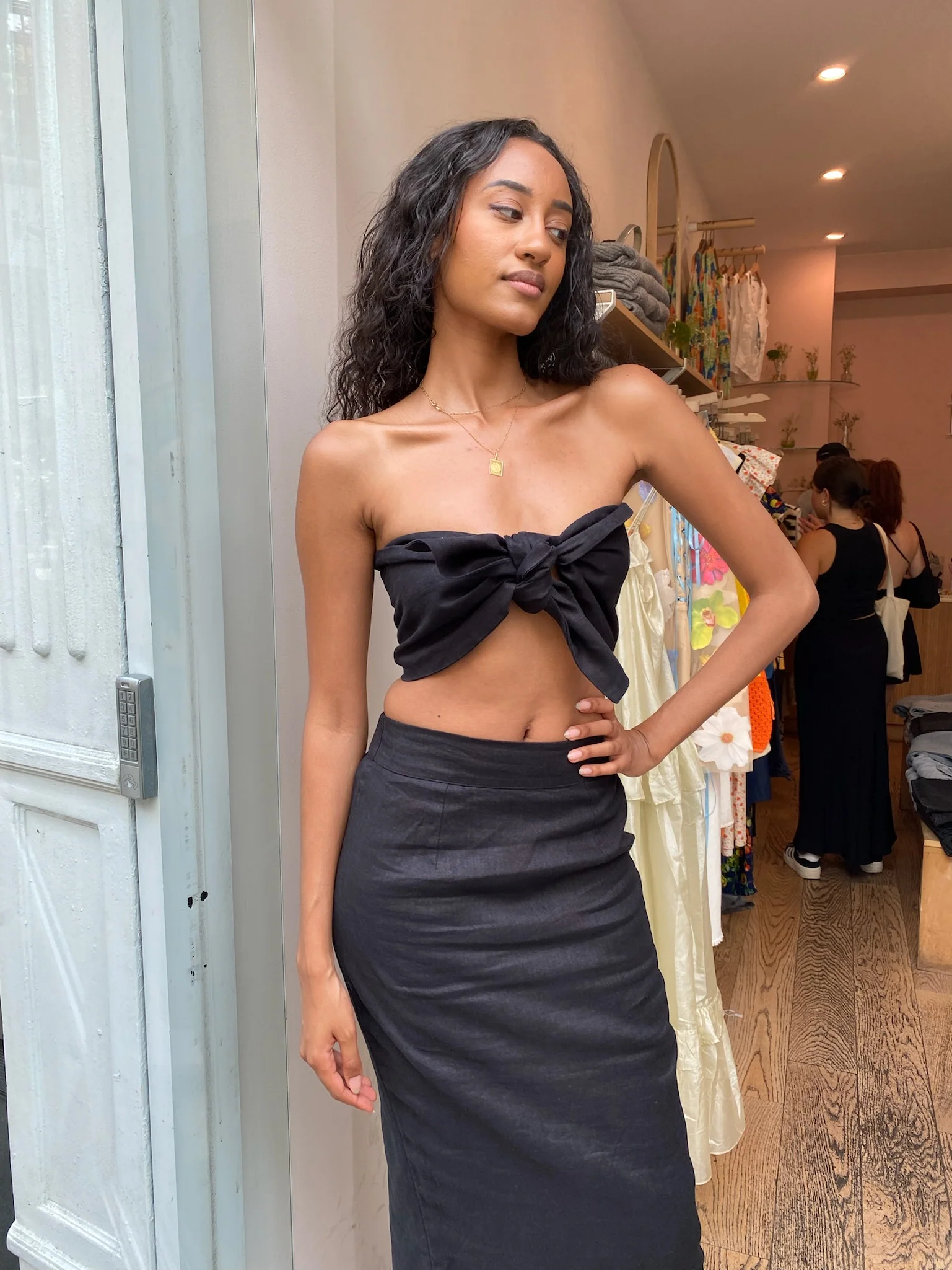 Micky Bandeau in Black - Image 3