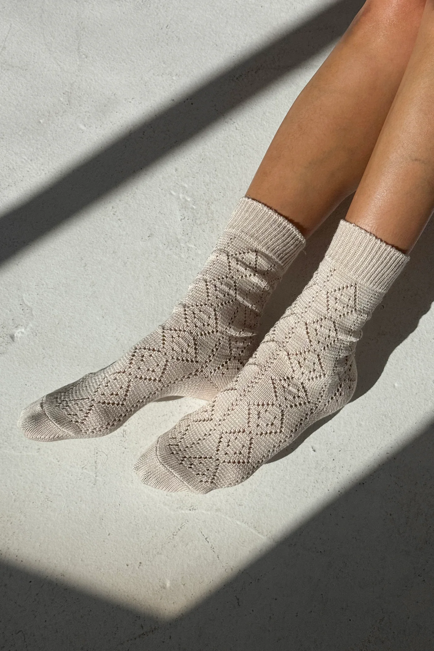 Modal Eyelet Socks in Oyster - Image 2