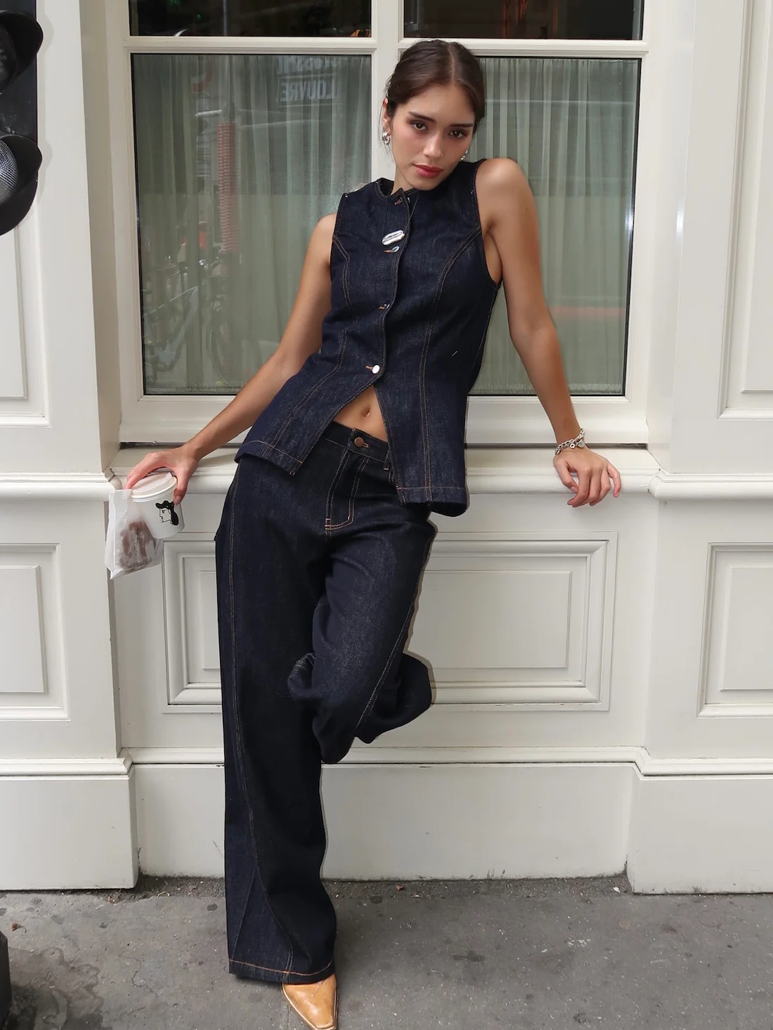 Navia Jeans in Indigo - Image 4