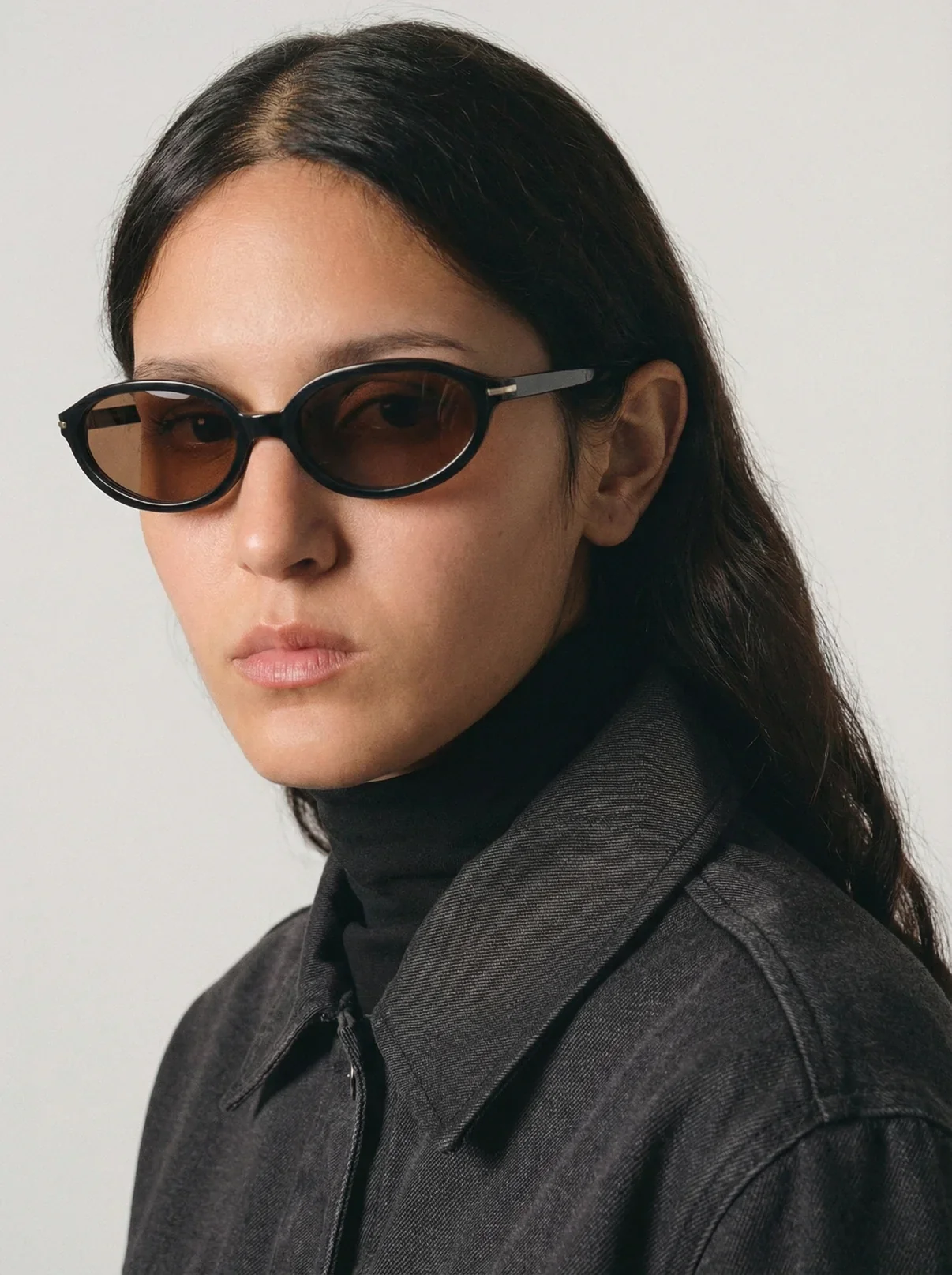 Noor Sunglasses in Transparent Mahogany/Blue Lens - Image 2