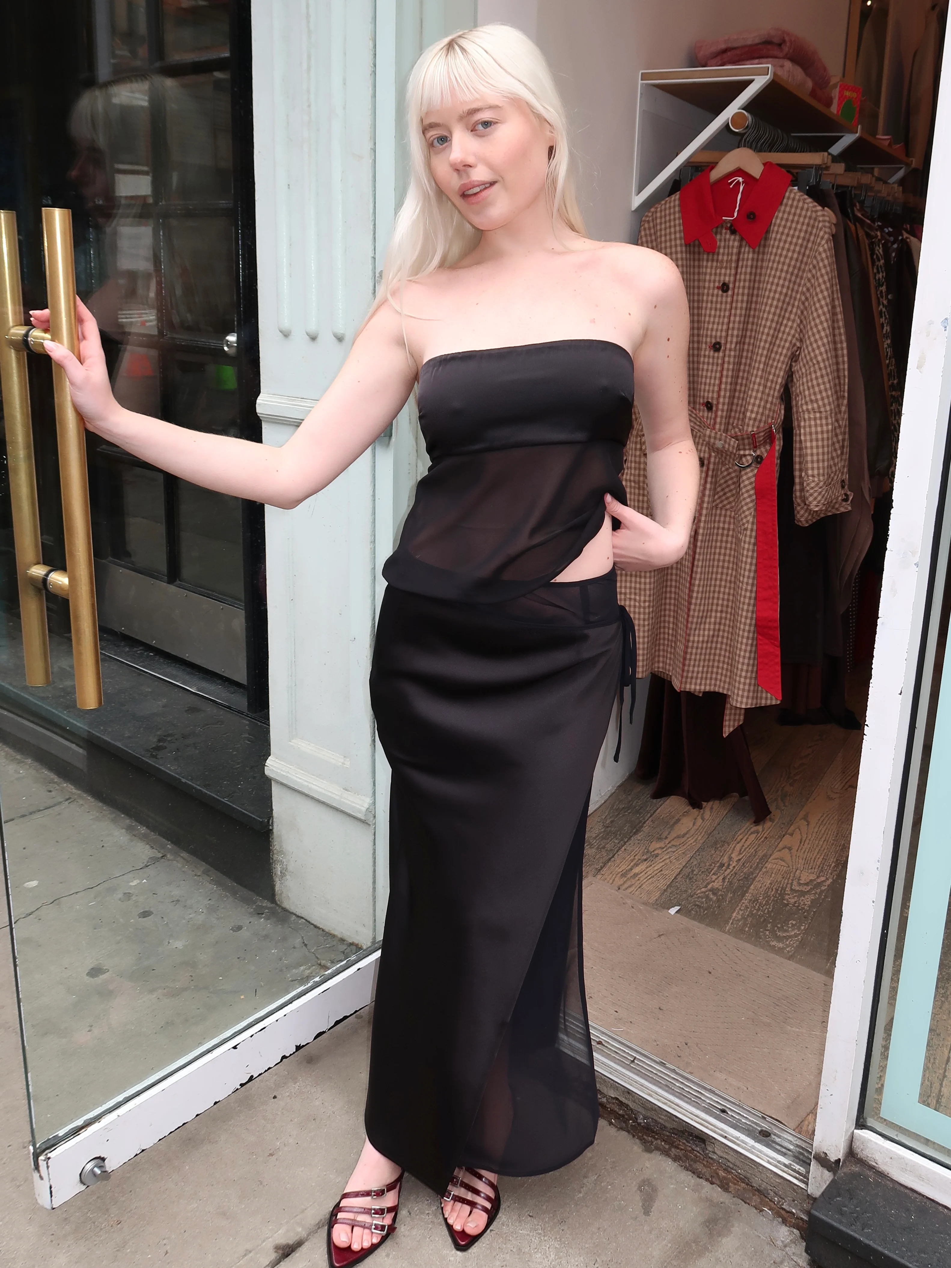 Ricky Midi Skirt in Black