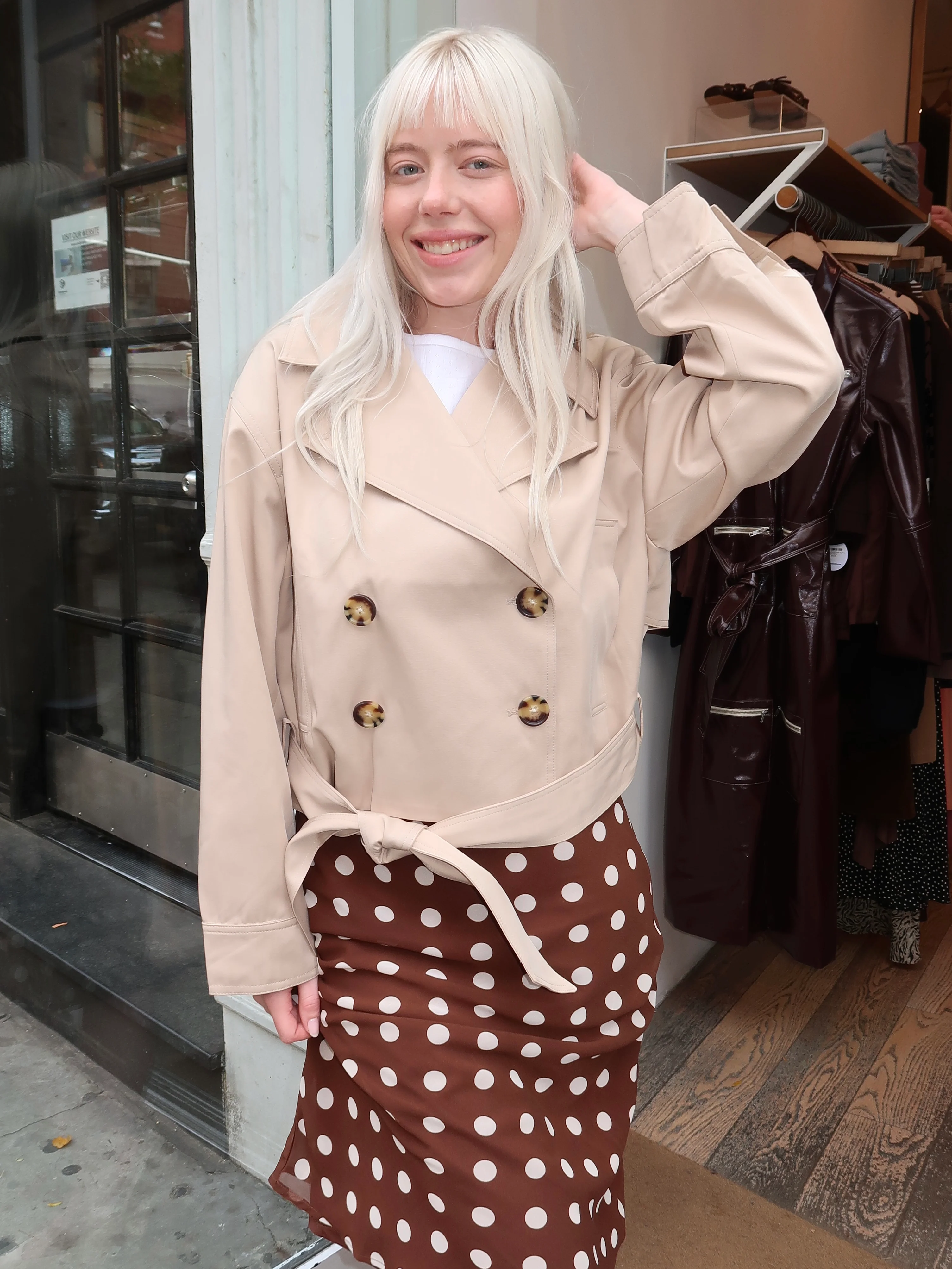 Shasta Cropped Trench in Beige - Image 4
