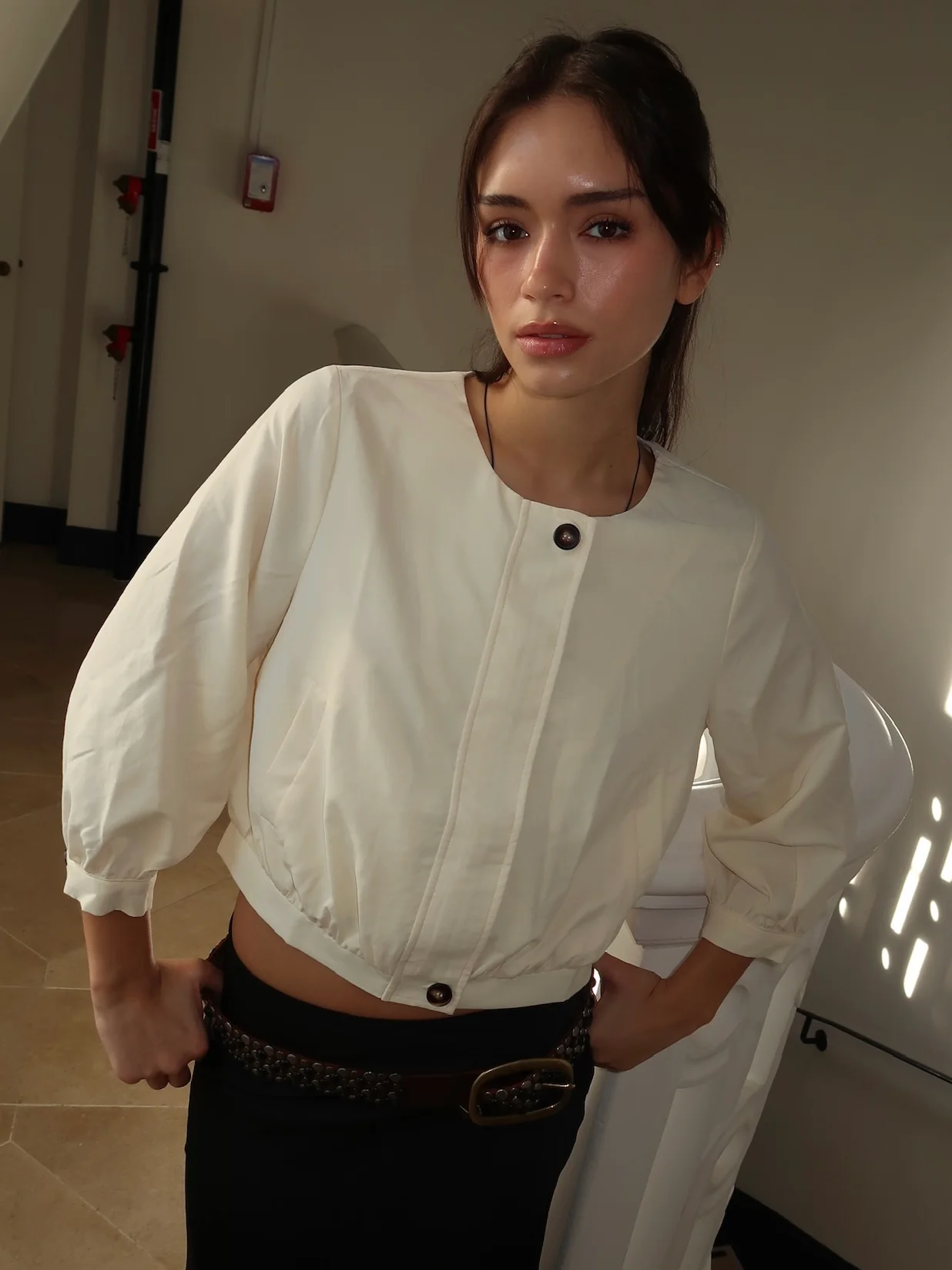 Talula Cropped Jacket in Butter - Image 4
