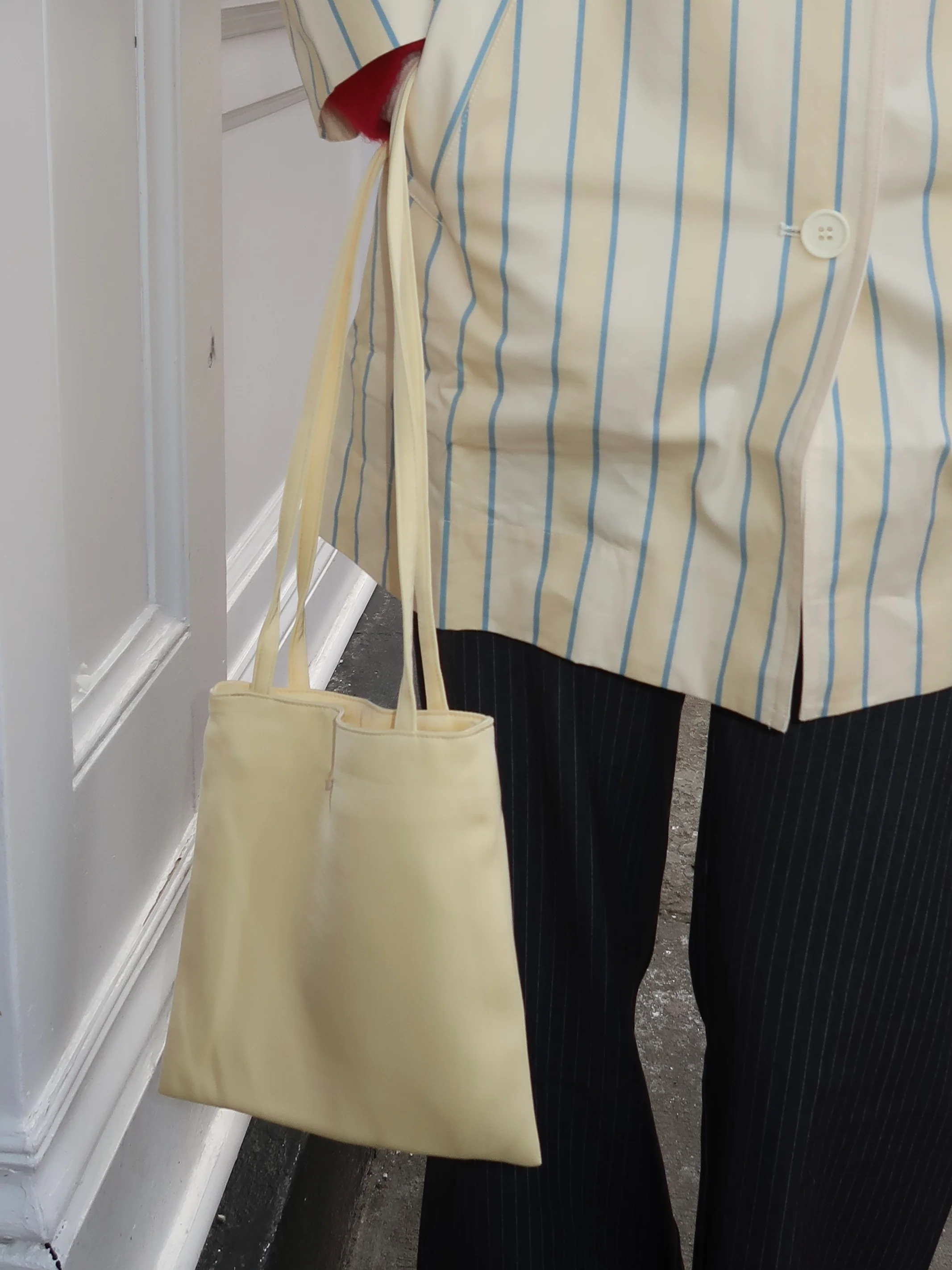 Tara Shoulder Purse in Butter - Image 3