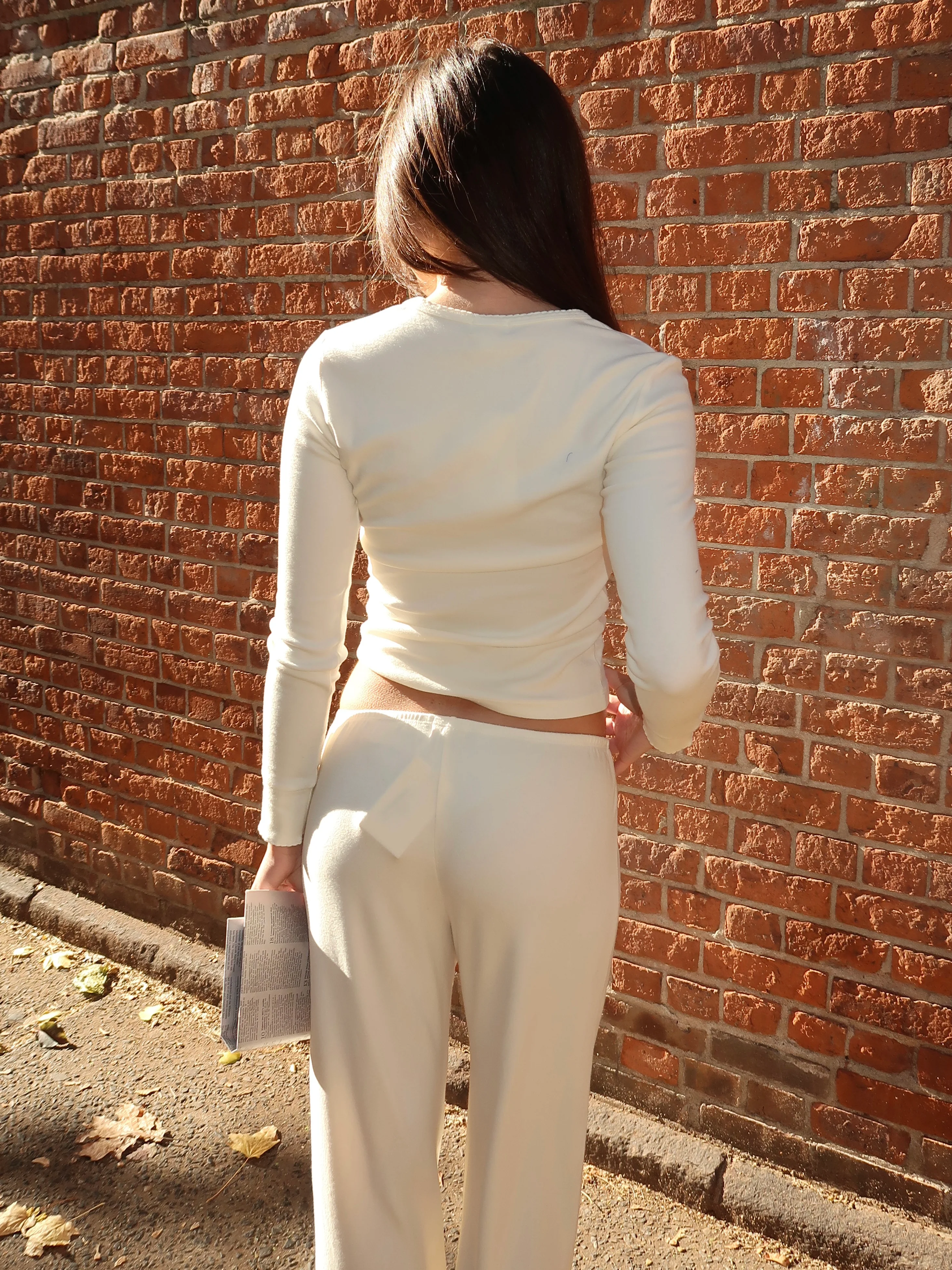 The Baby Rib Scallop Long Sleeve in Creme - Image 3