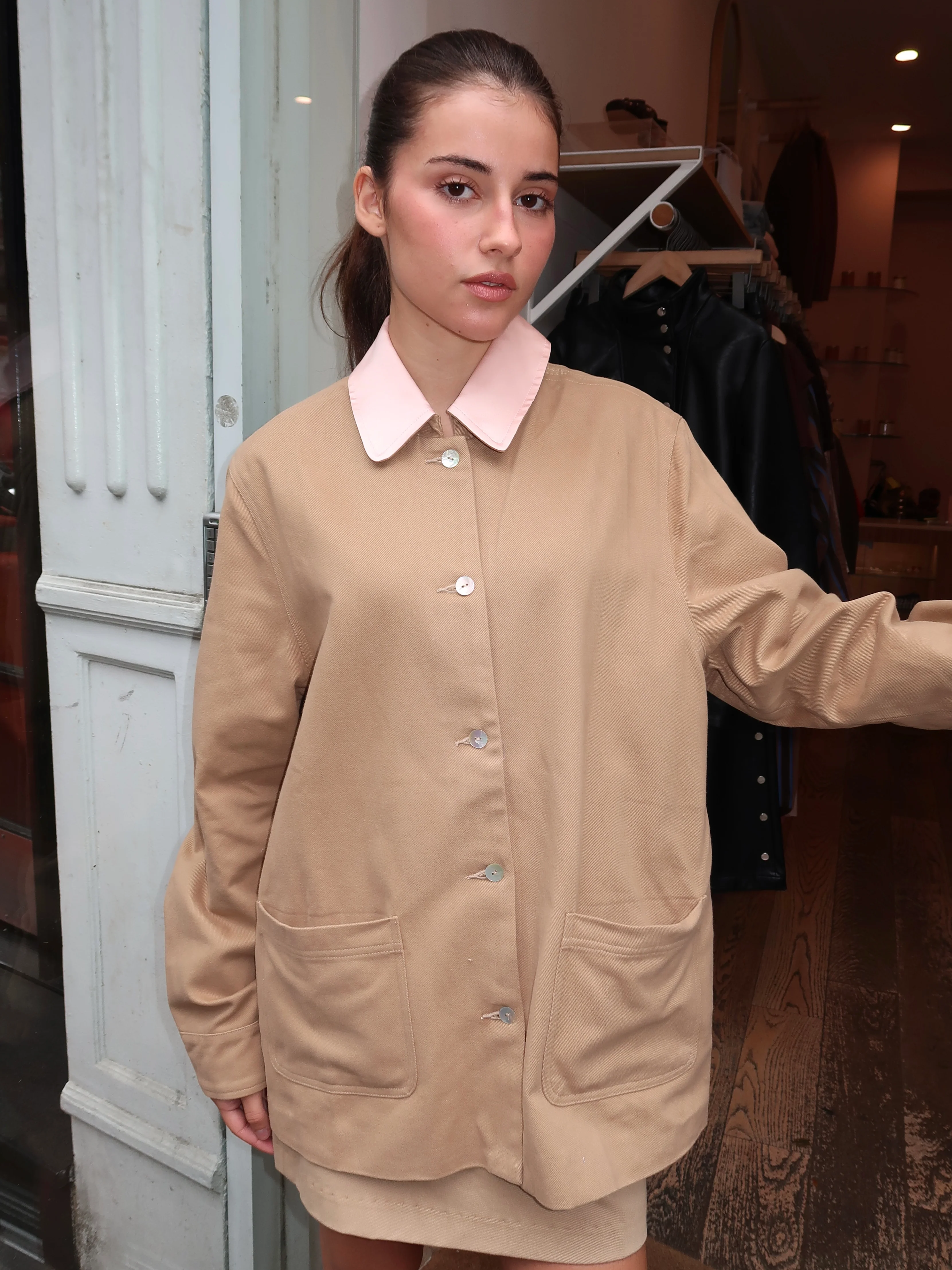 The Chino Contrast Jacket in Ballerina Khaki - Image 2