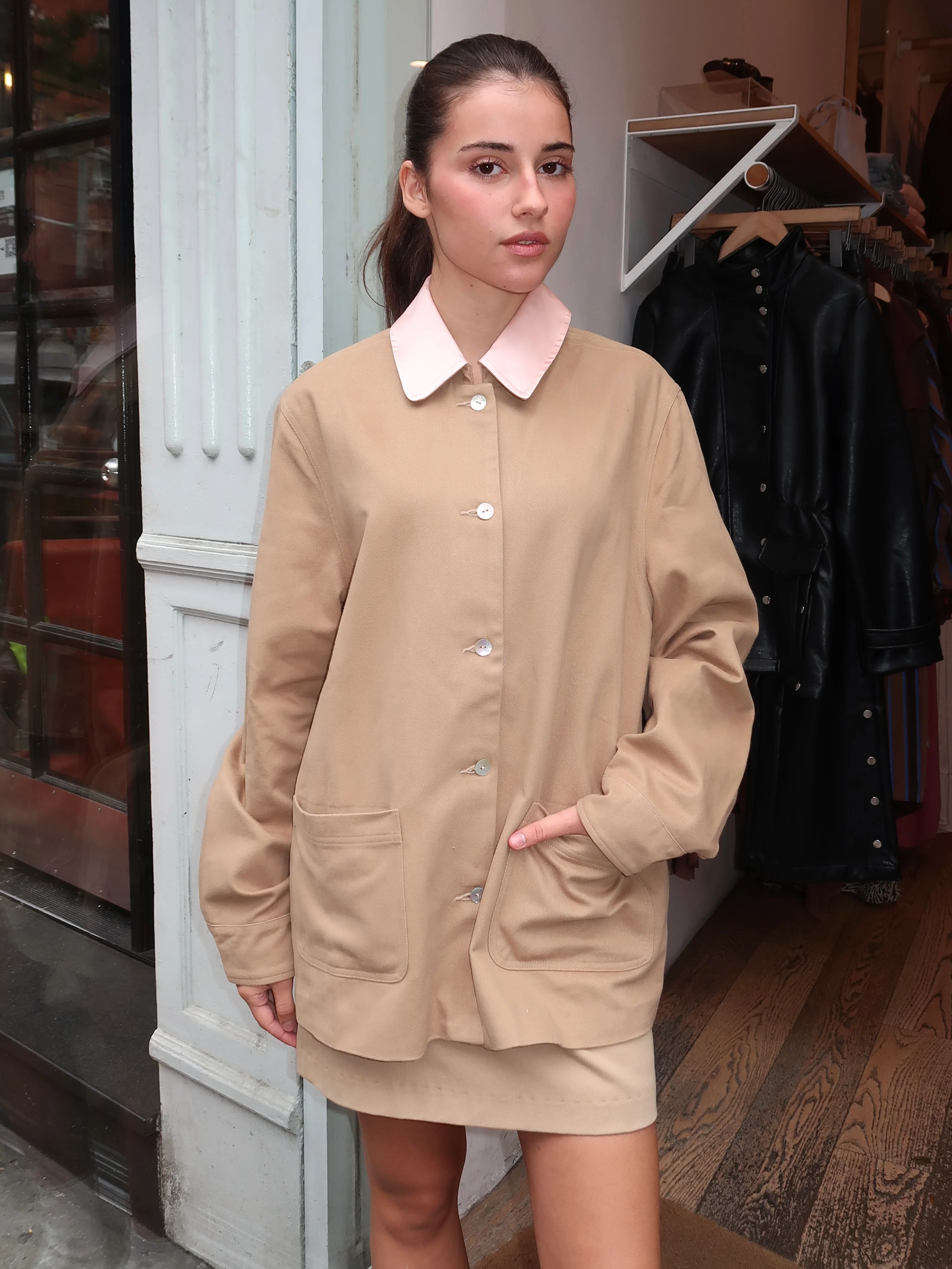 The Chino Contrast Jacket in Ballerina Khaki - Image 4