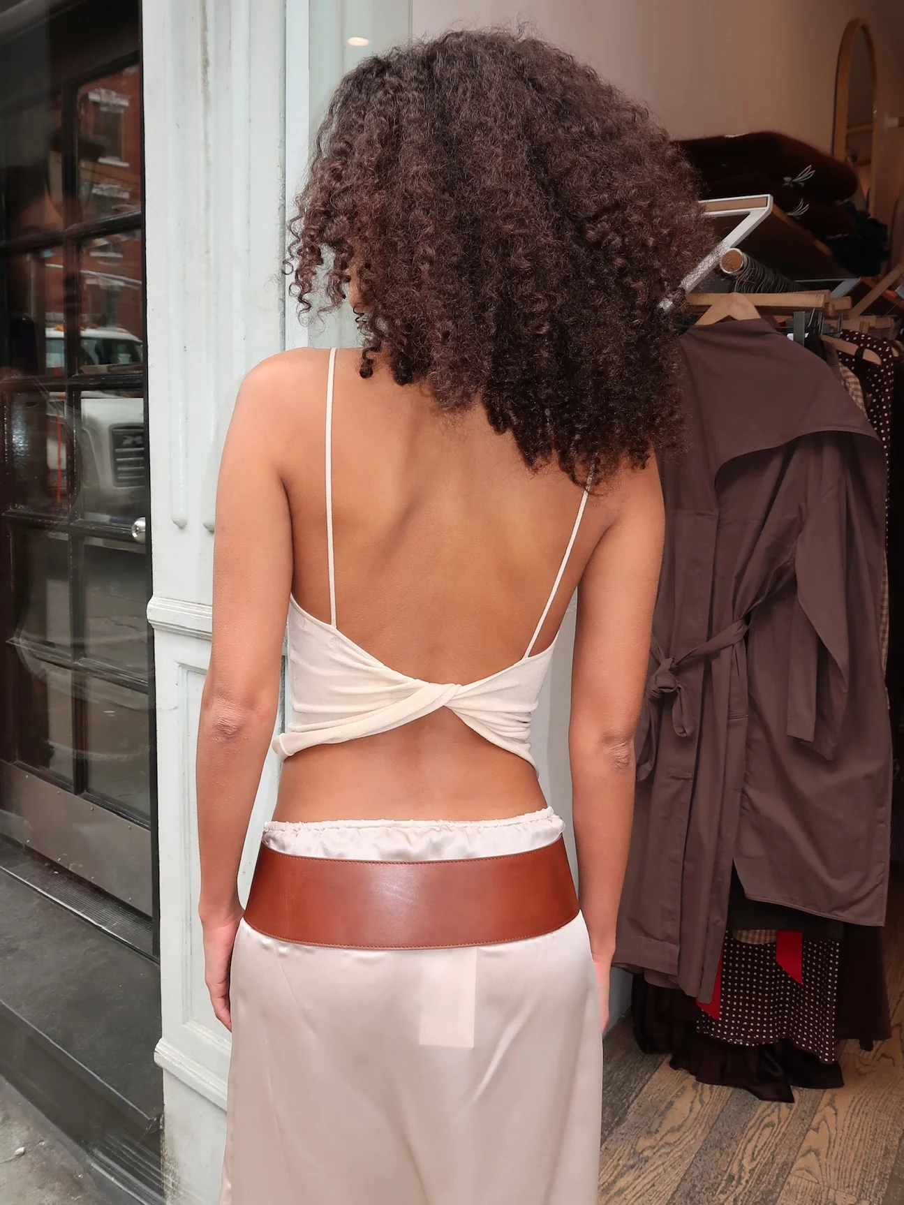 Twist Back Knit Top in Shell - Image 3