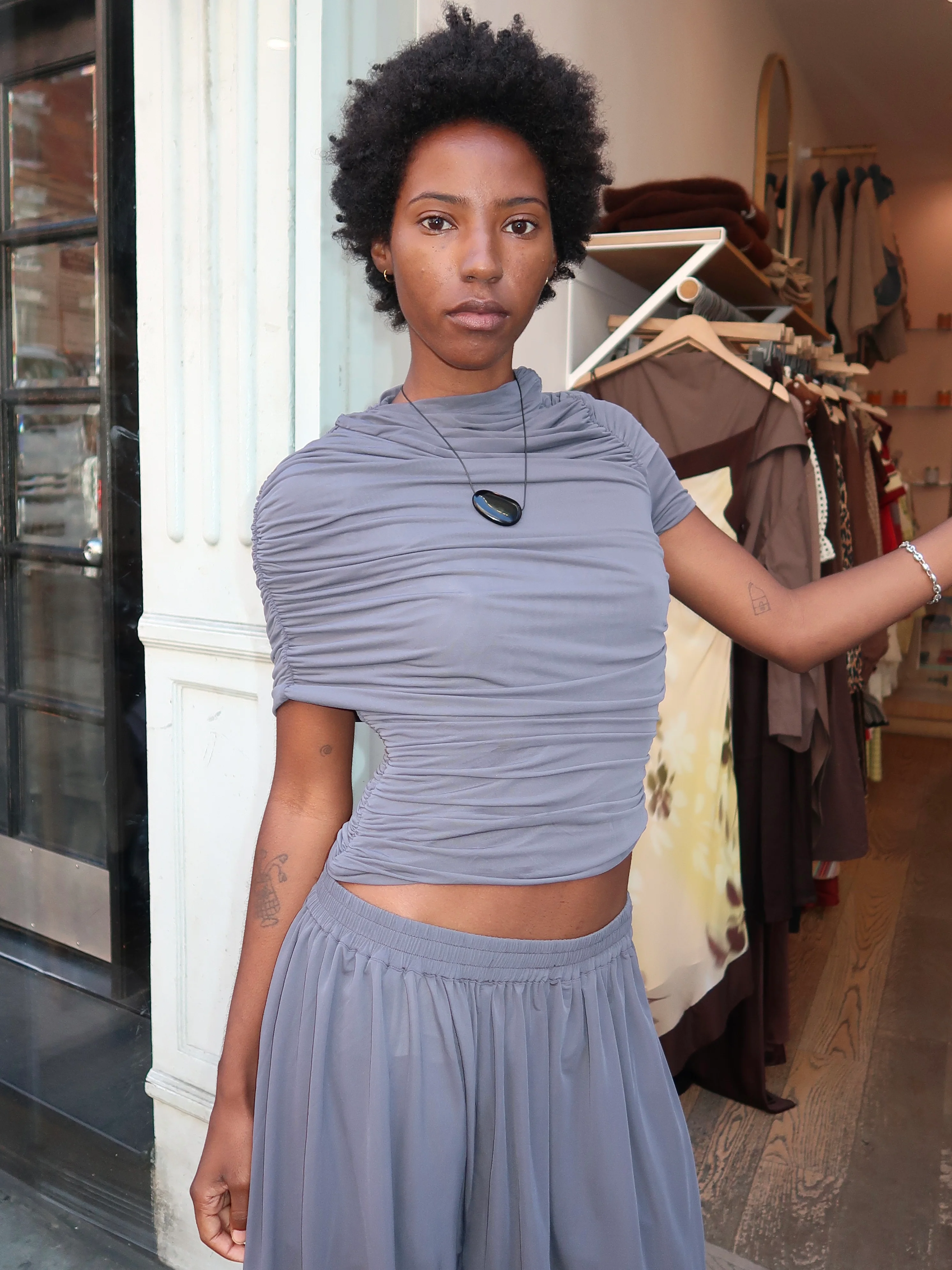 Vega Top in Charcoal
